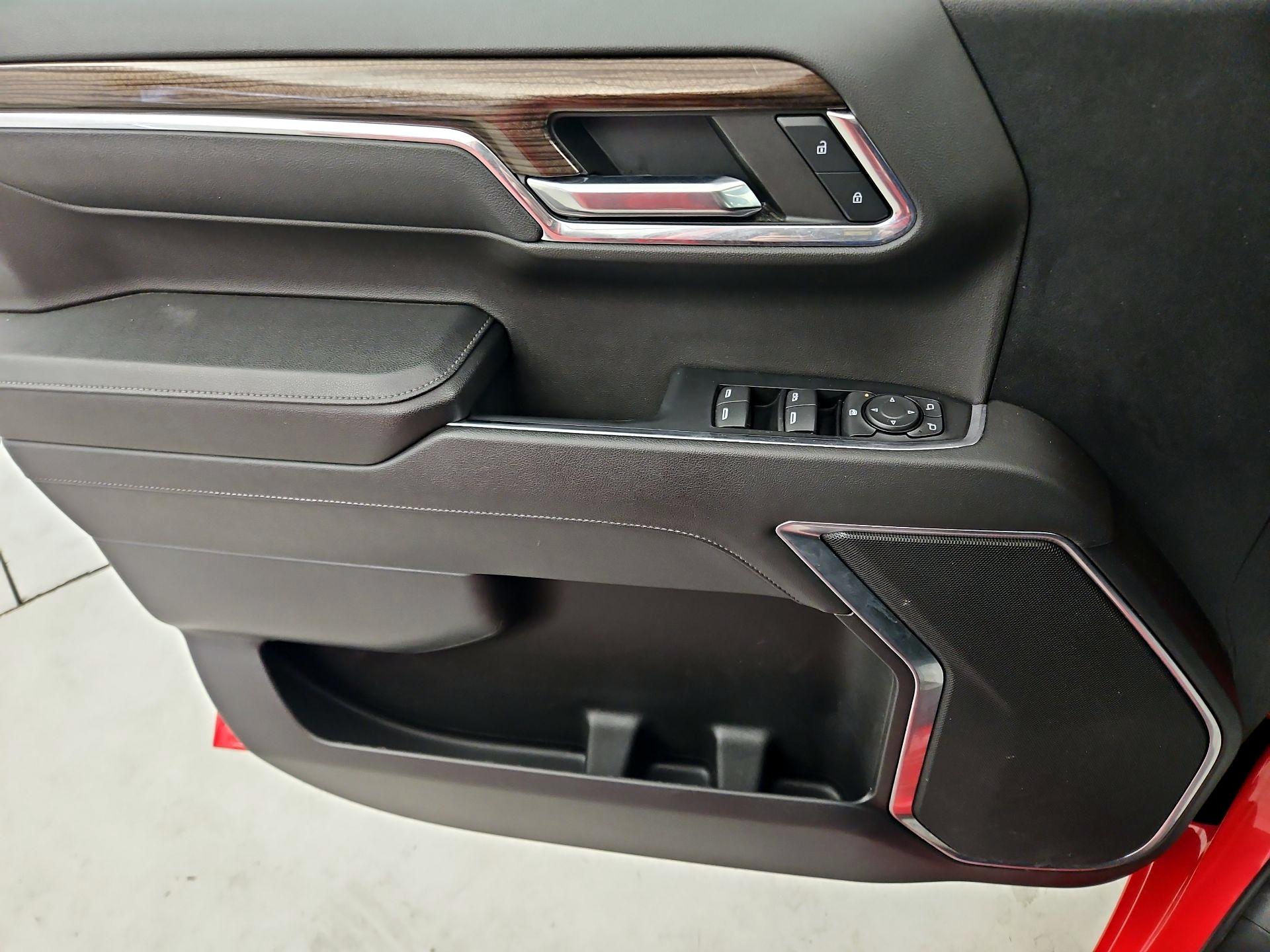 Thumbnail: 2023 Chevrolet Silverado 1500 - 12