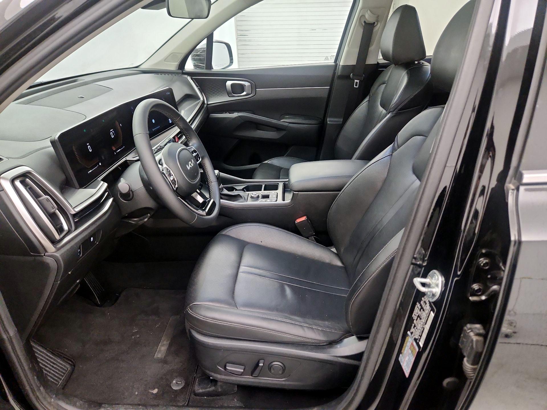 Thumbnail: 2024 Kia Sorento - 11
