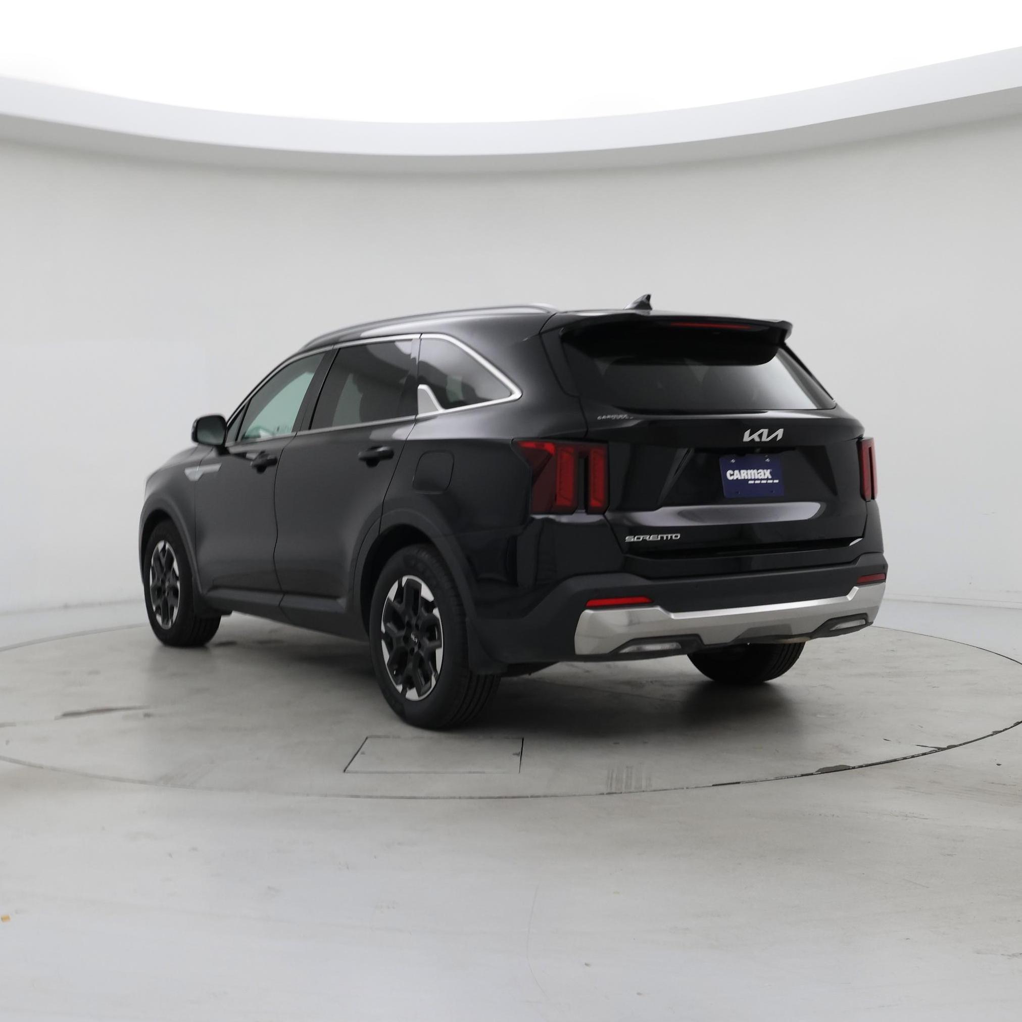 Thumbnail: 2024 Kia Sorento - 2