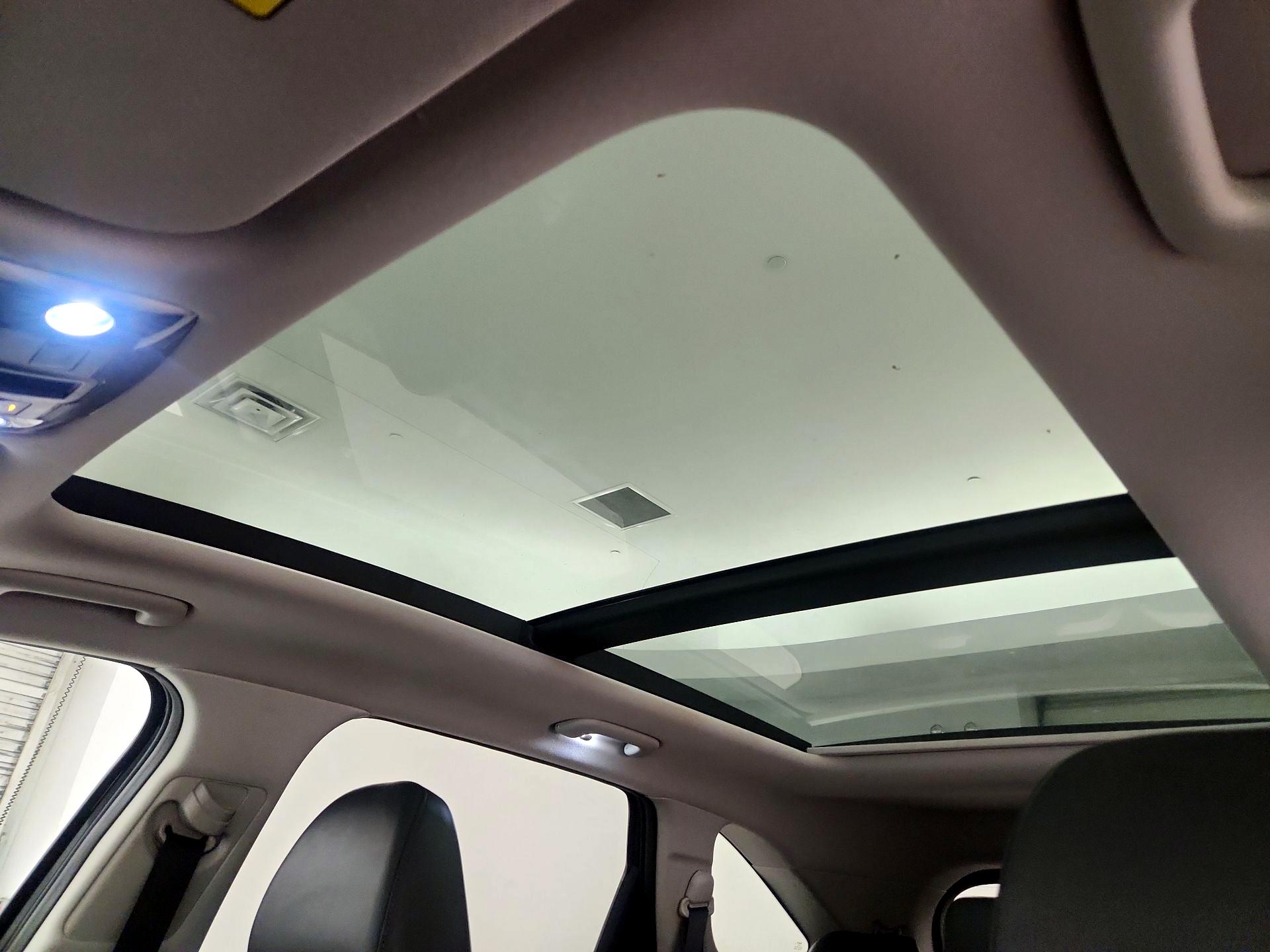 Thumbnail: 2024 Kia Sorento - 20