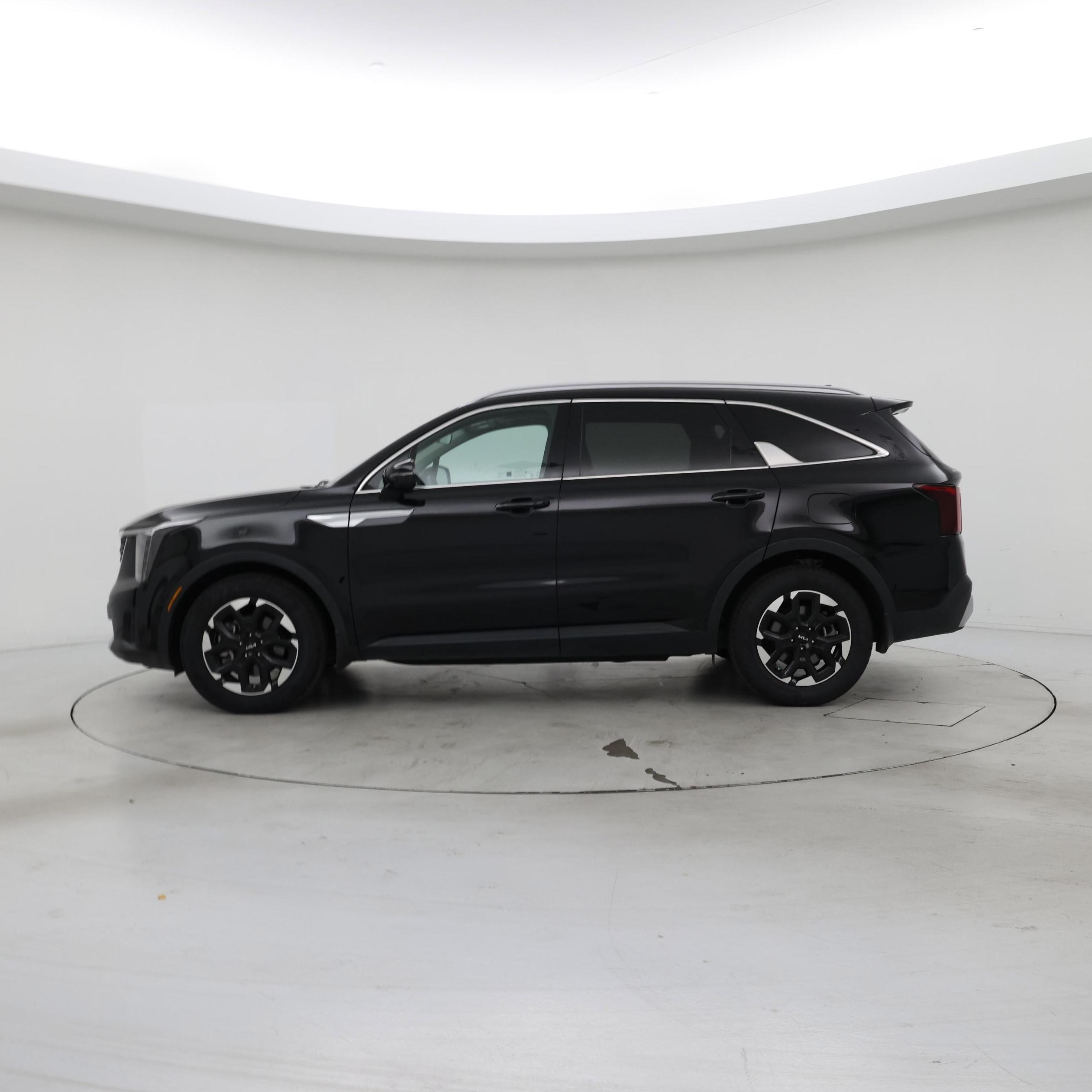 Thumbnail: 2024 Kia Sorento - 3