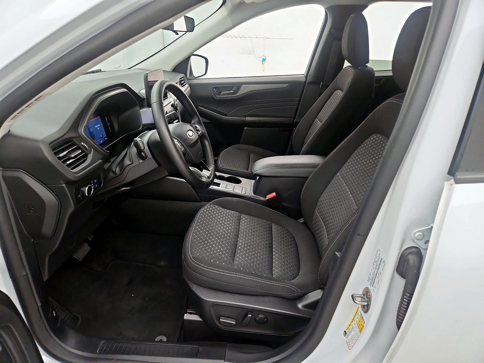 Thumbnail: 2023 Ford Escape - 11