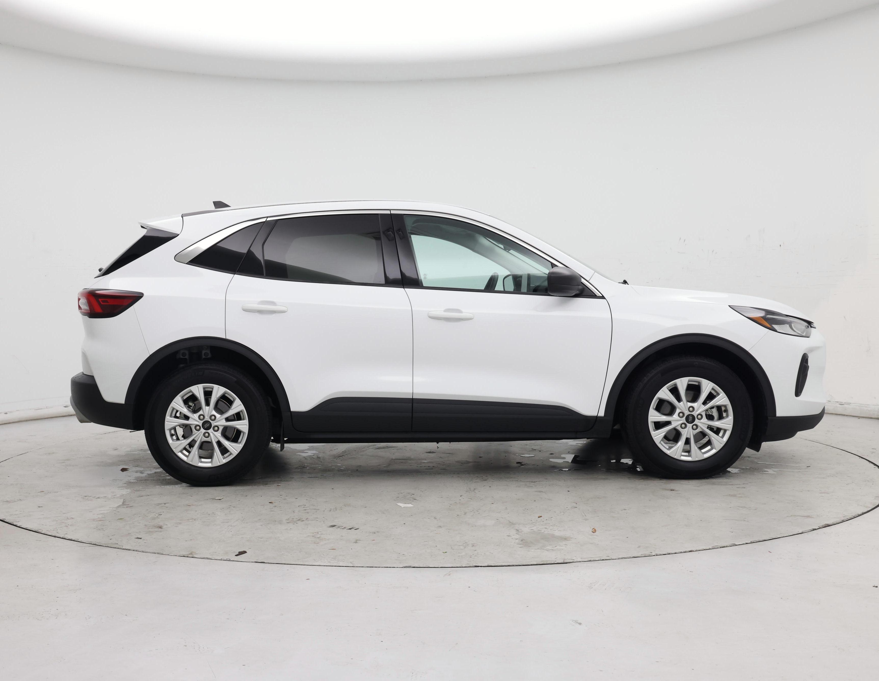 Thumbnail: 2023 Ford Escape - 7
