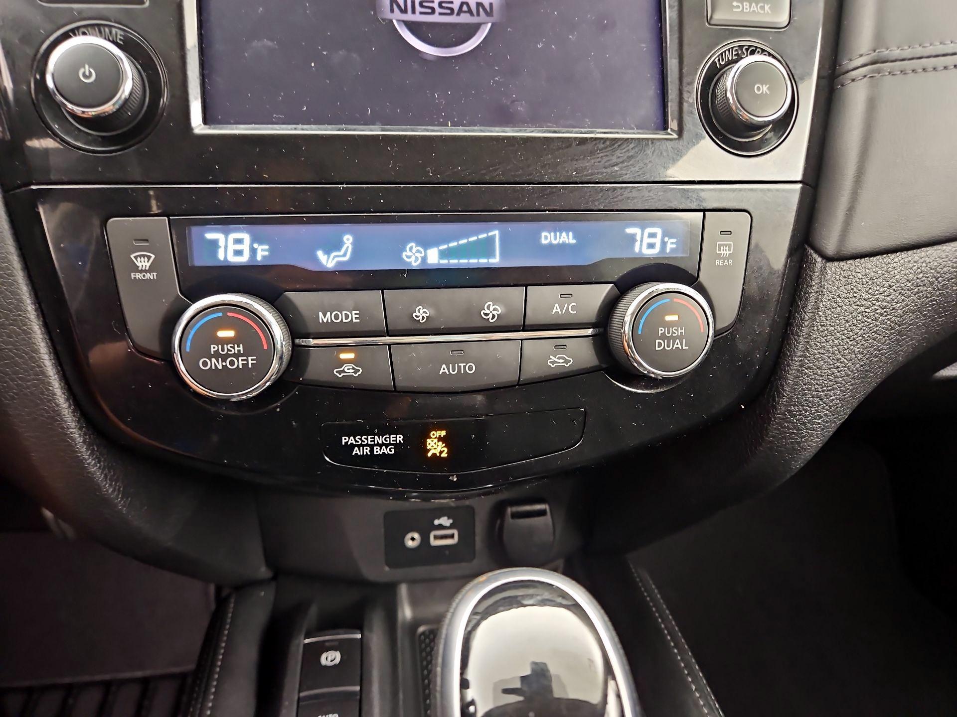 Thumbnail: 2020 Nissan Rogue - 17