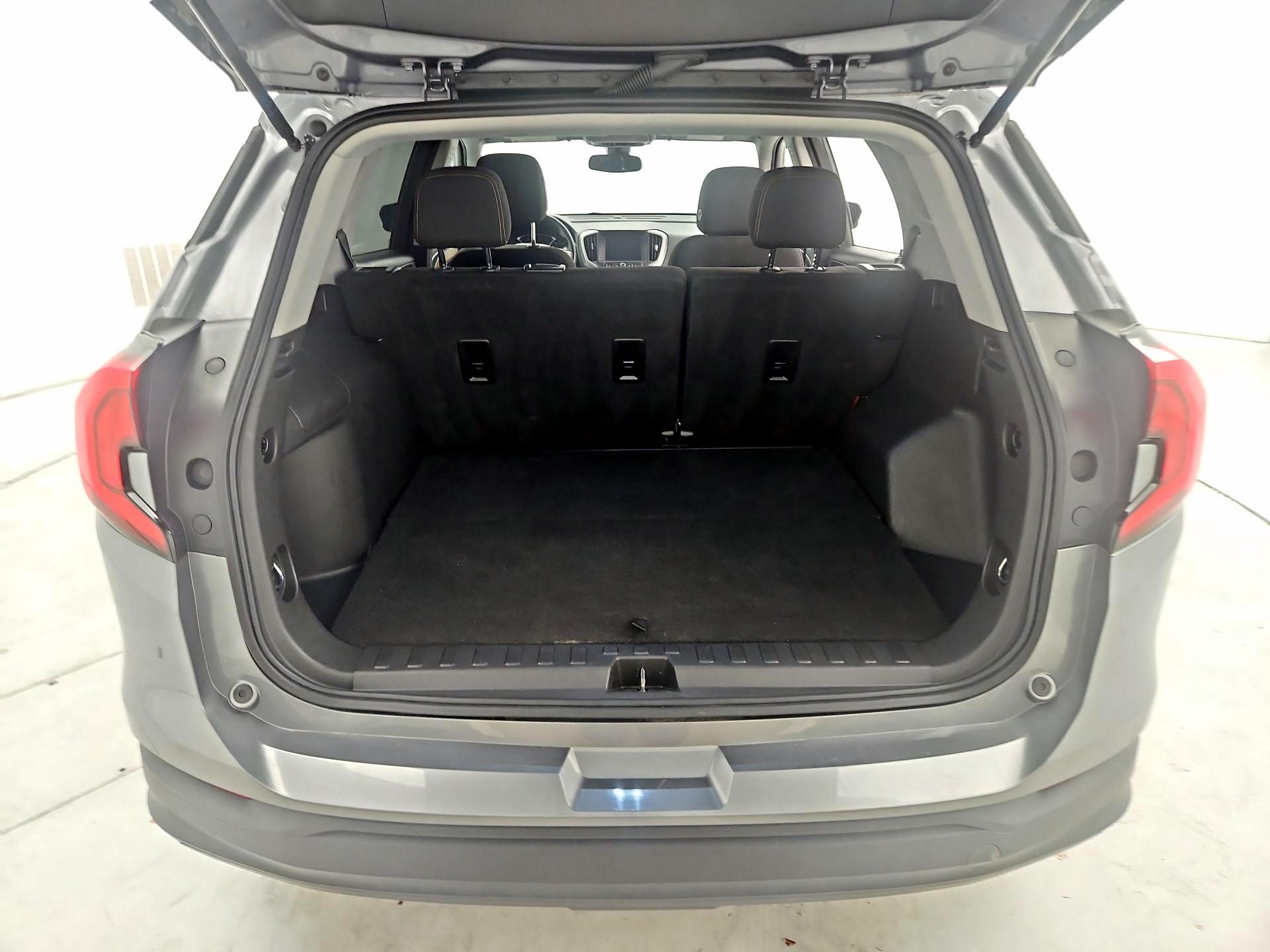 Thumbnail: 2021 GMC Terrain - 20