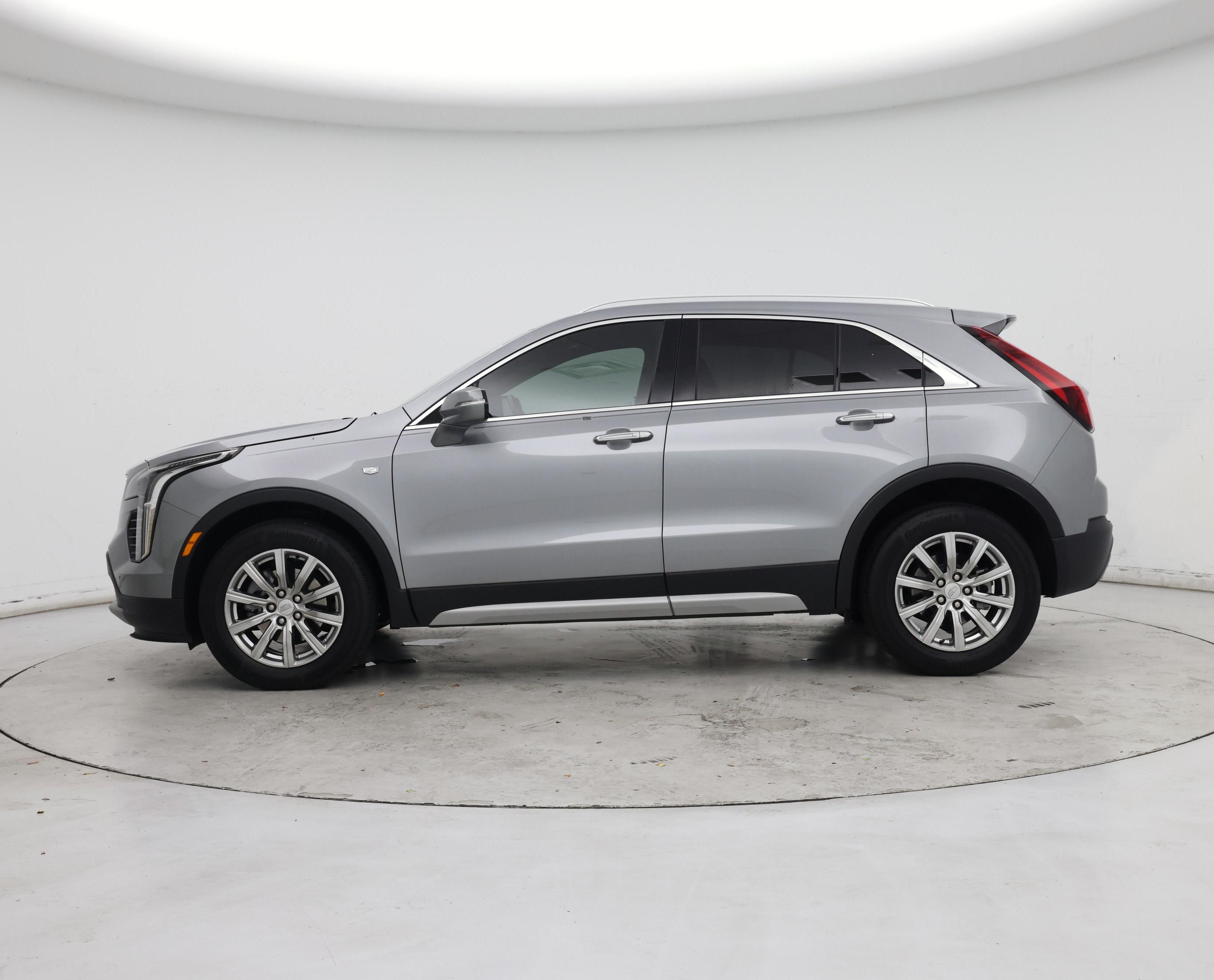 Thumbnail: 2023 Cadillac XT4 - 3