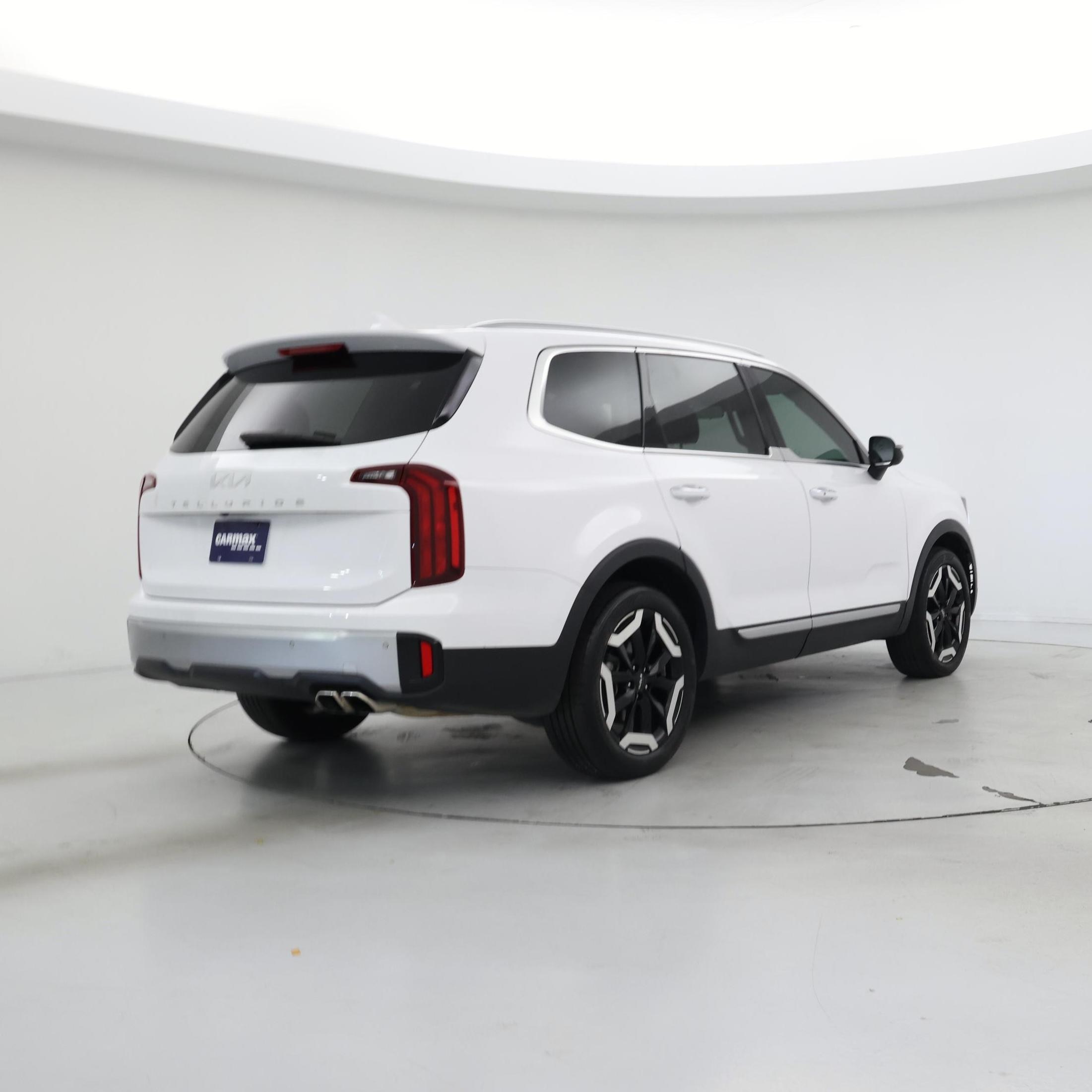 Thumbnail: 2023 Kia Telluride - 8