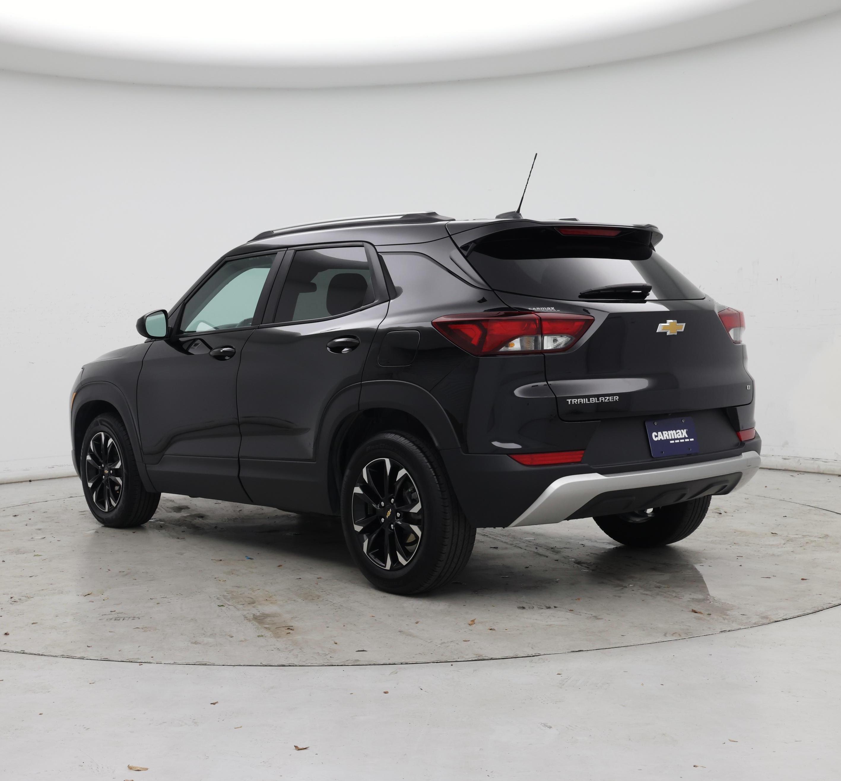 Thumbnail: 2023 Chevrolet TrailBlazer - 2