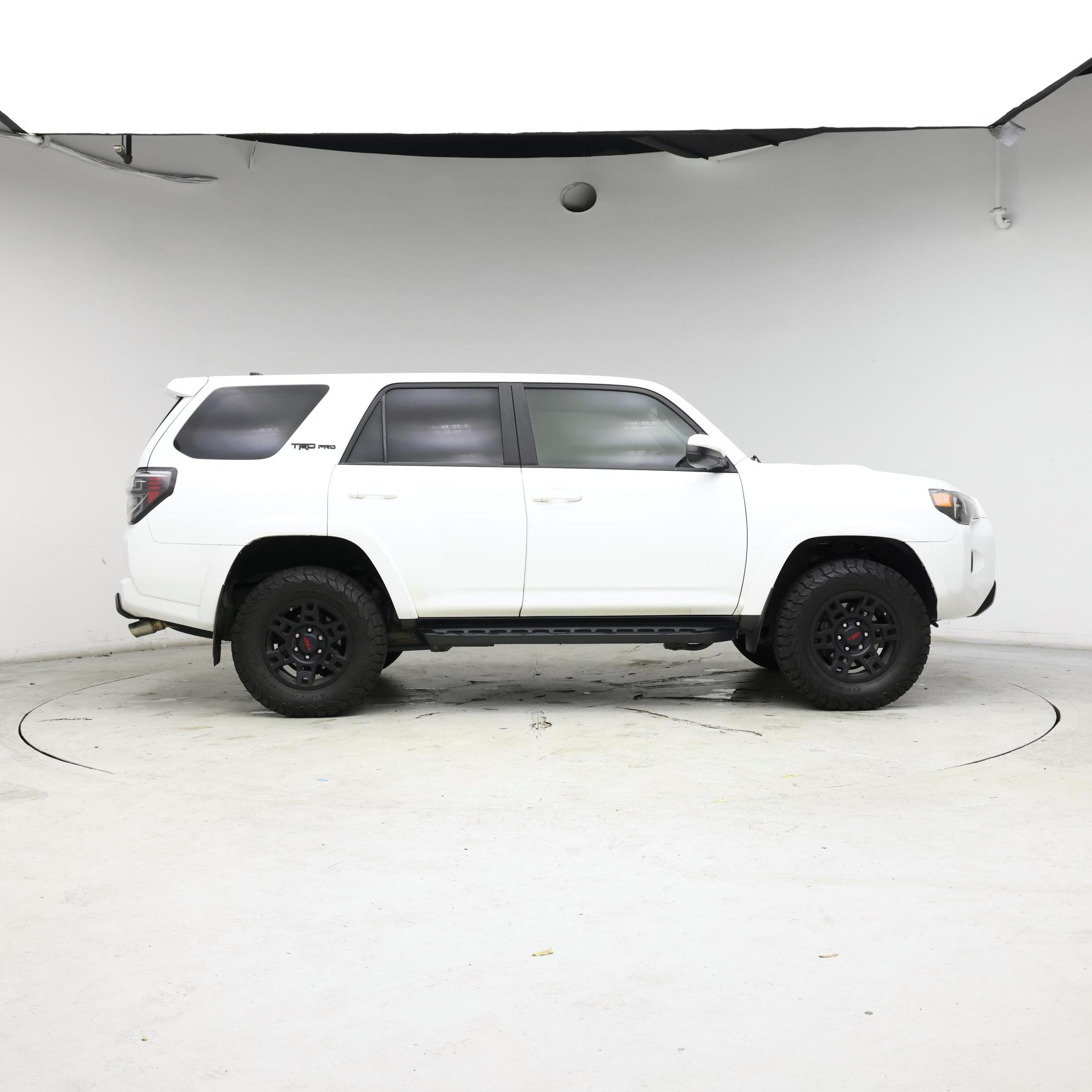 Thumbnail: 2018 Toyota 4Runner - 7