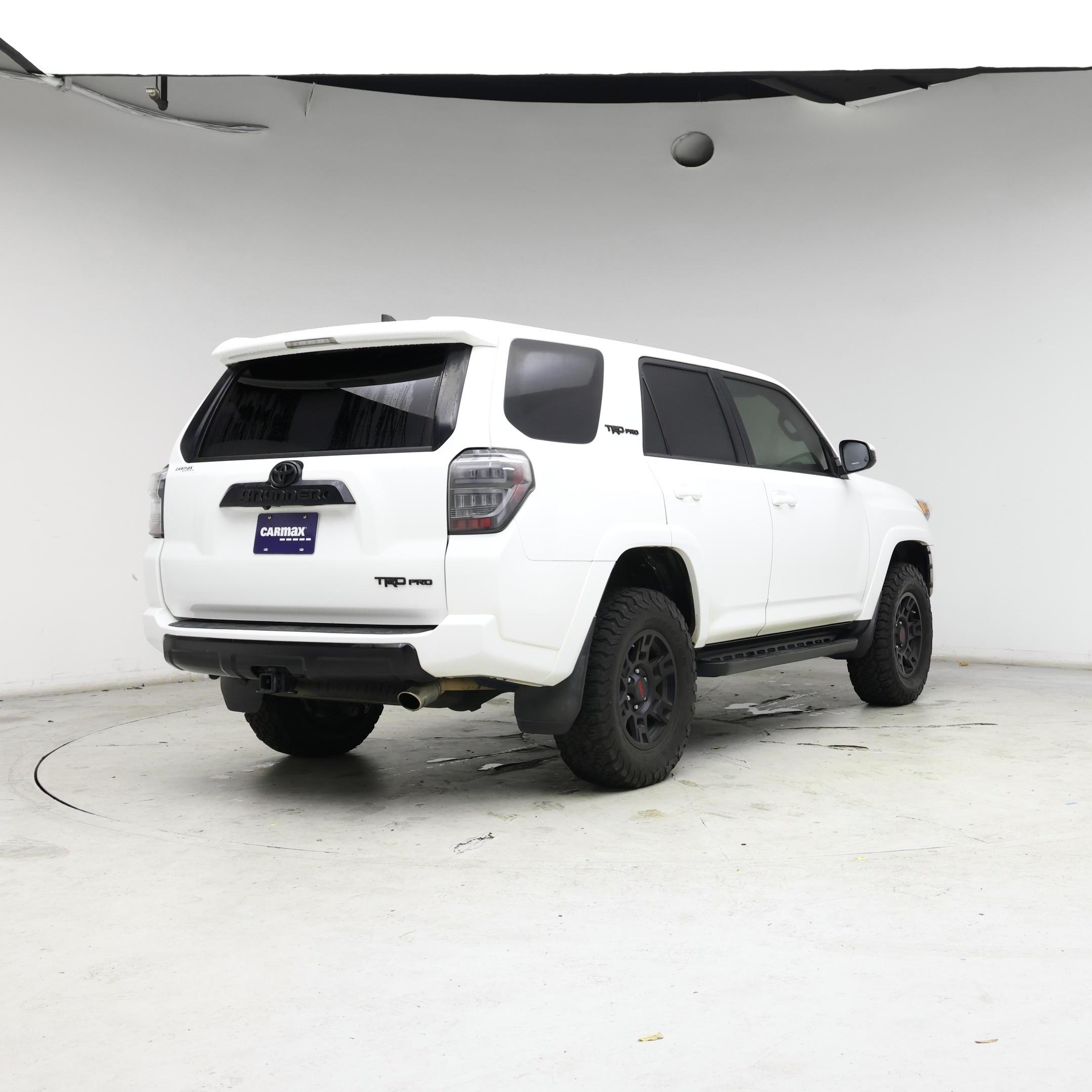 Thumbnail: 2018 Toyota 4Runner - 8