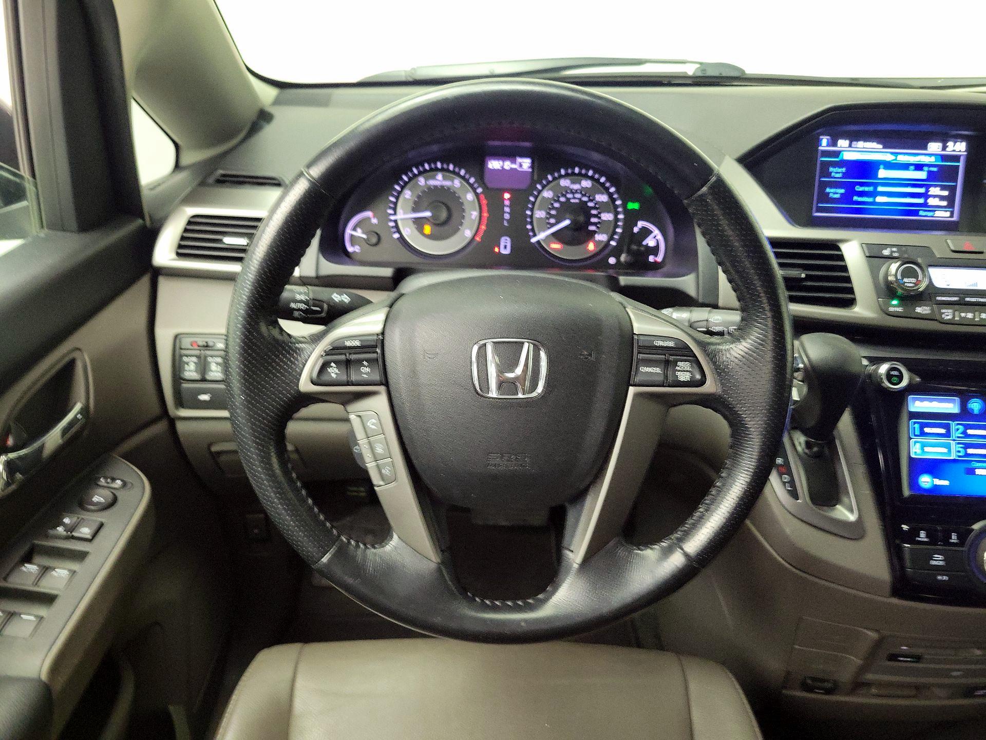 Thumbnail: 2016 Honda Odyssey - 10