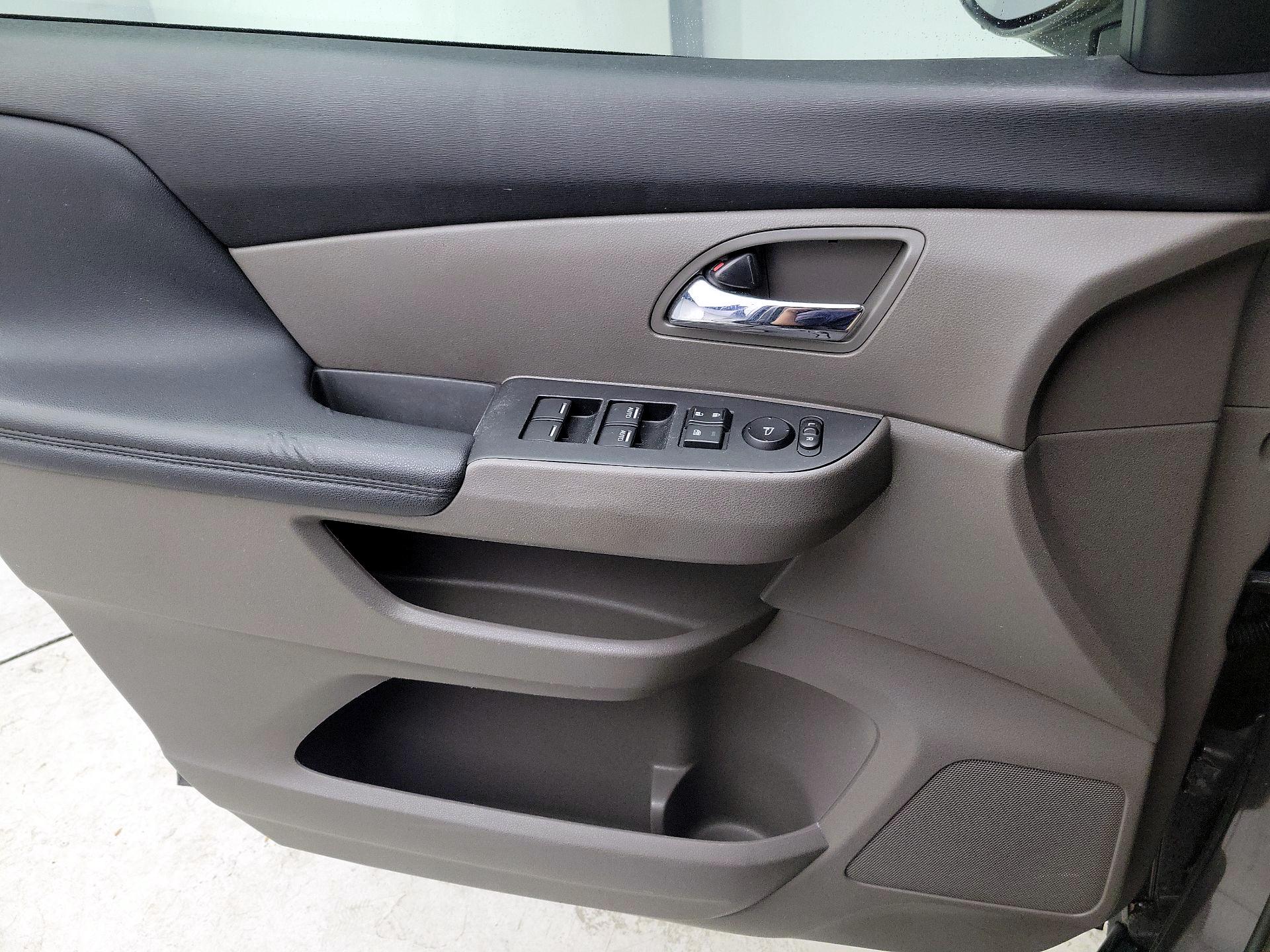 Thumbnail: 2016 Honda Odyssey - 12