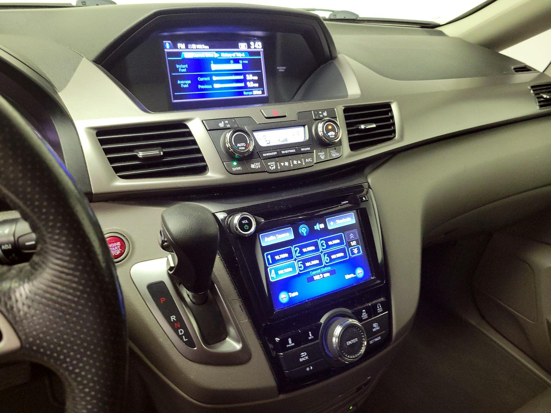 Thumbnail: 2016 Honda Odyssey - 15
