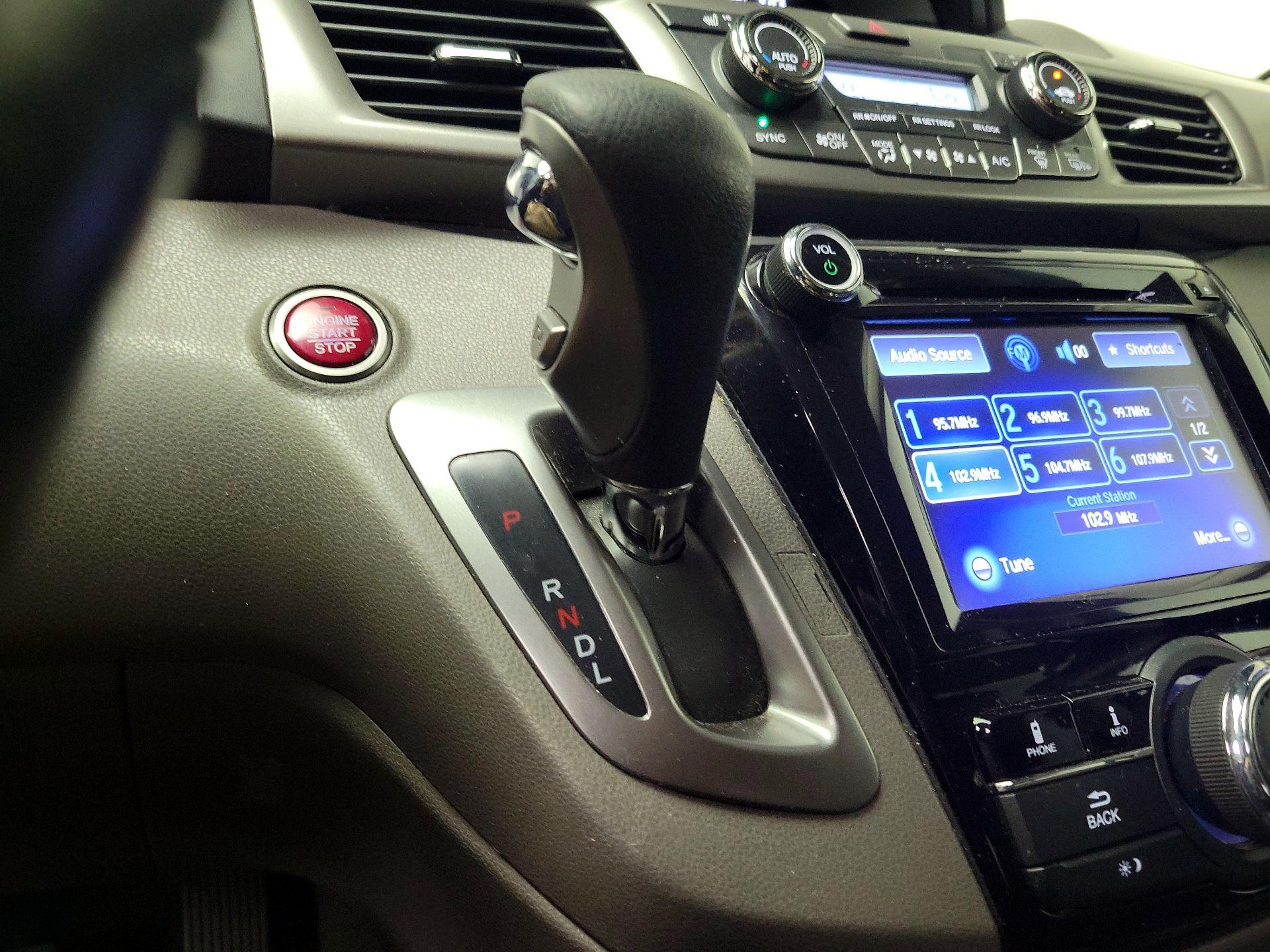 Thumbnail: 2016 Honda Odyssey - 17