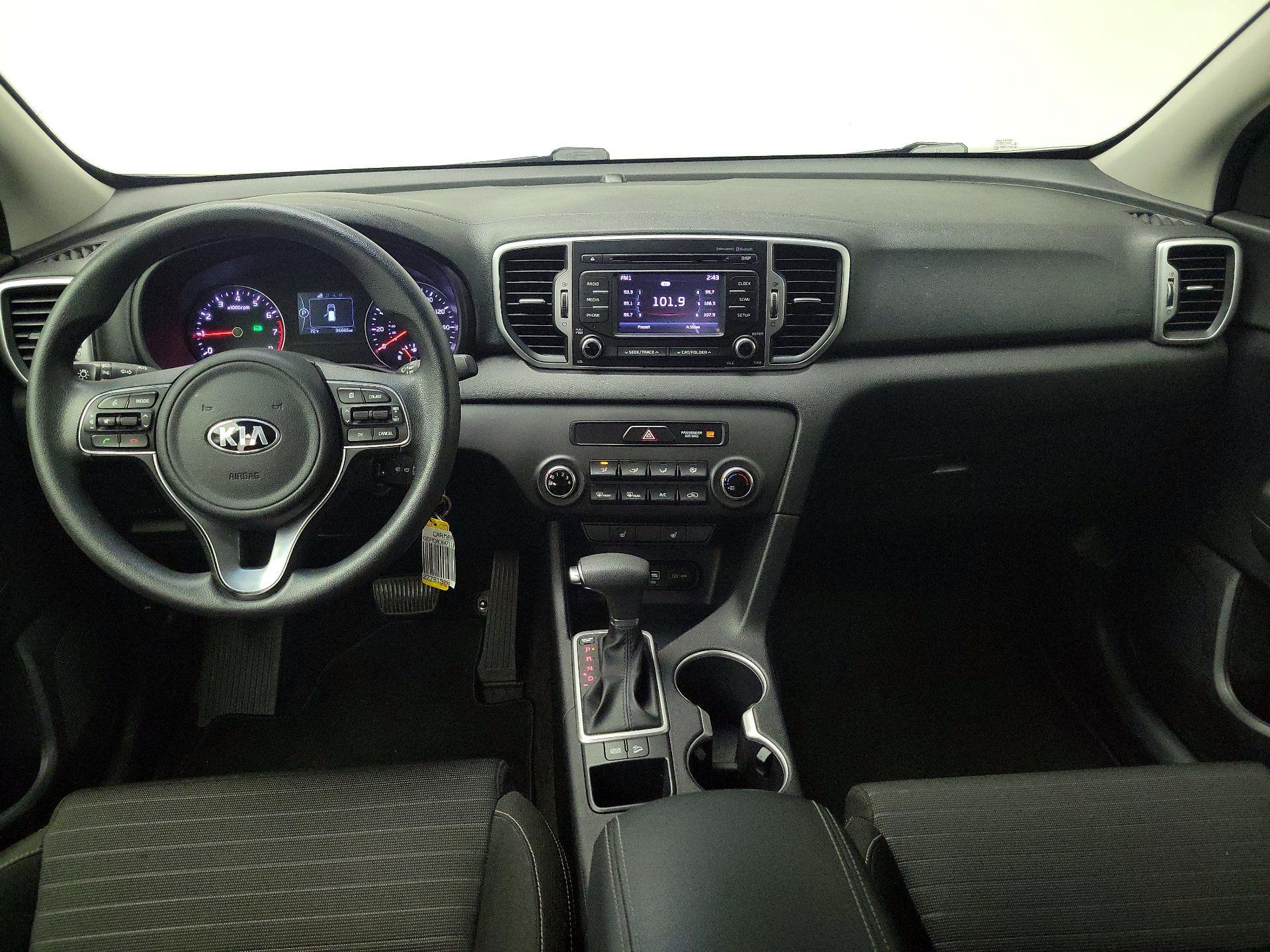 Thumbnail: 2017 Kia Sportage - 9
