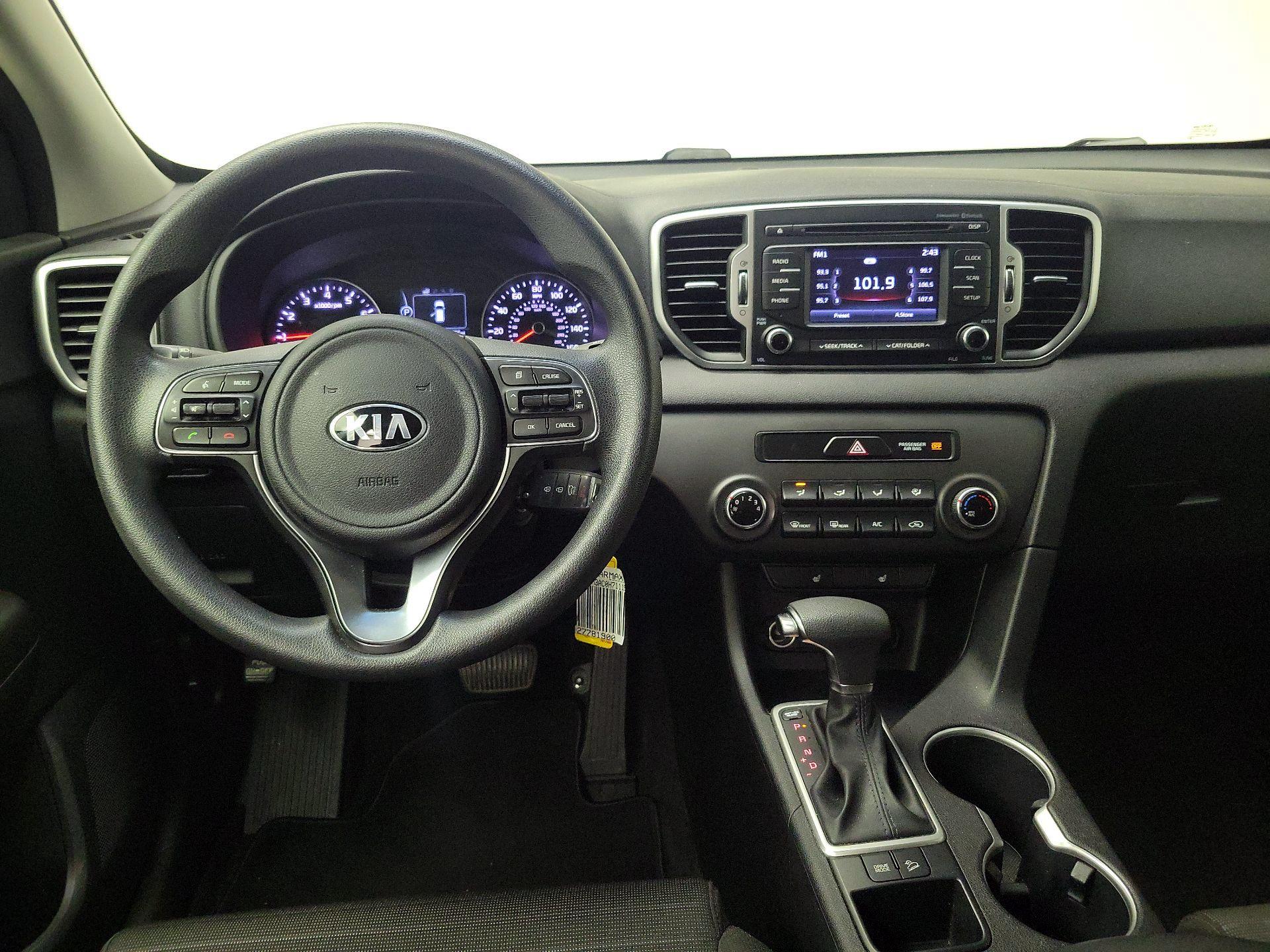 Thumbnail: 2017 Kia Sportage - 10