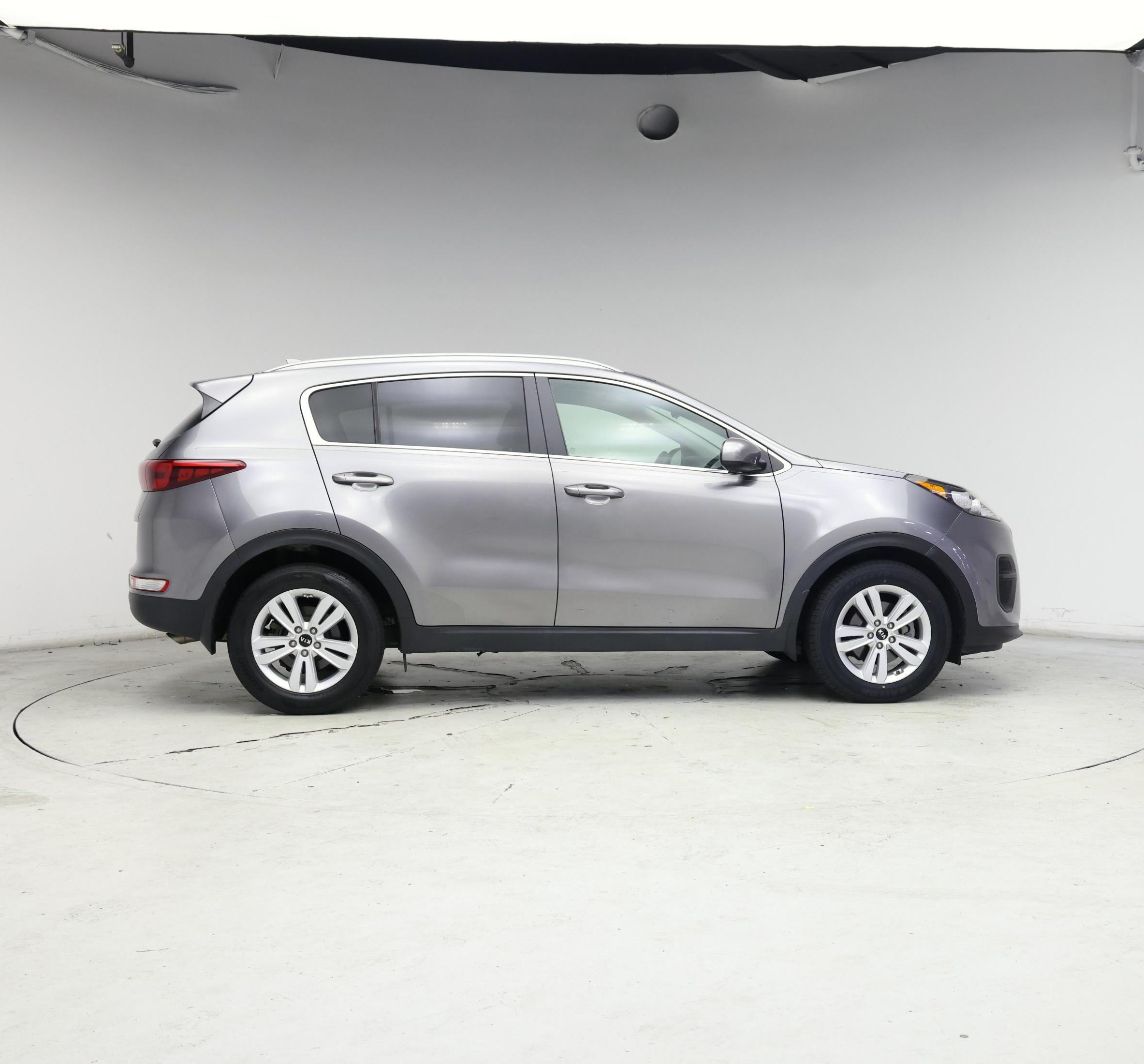 Thumbnail: 2017 Kia Sportage - 7