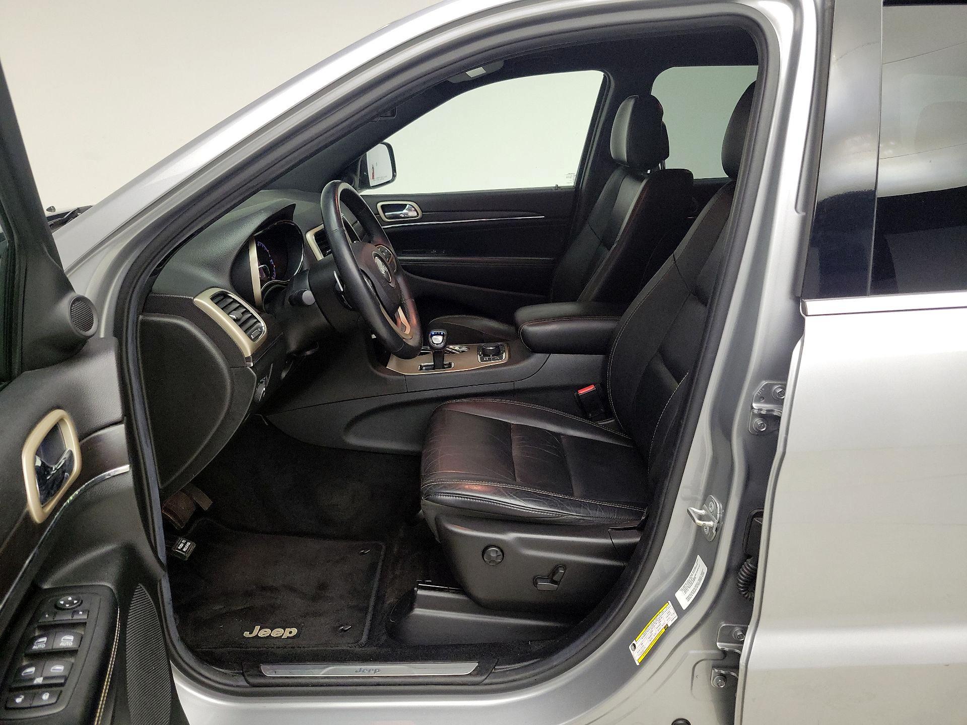 Thumbnail: 2014 Jeep Grand Cherokee - 11