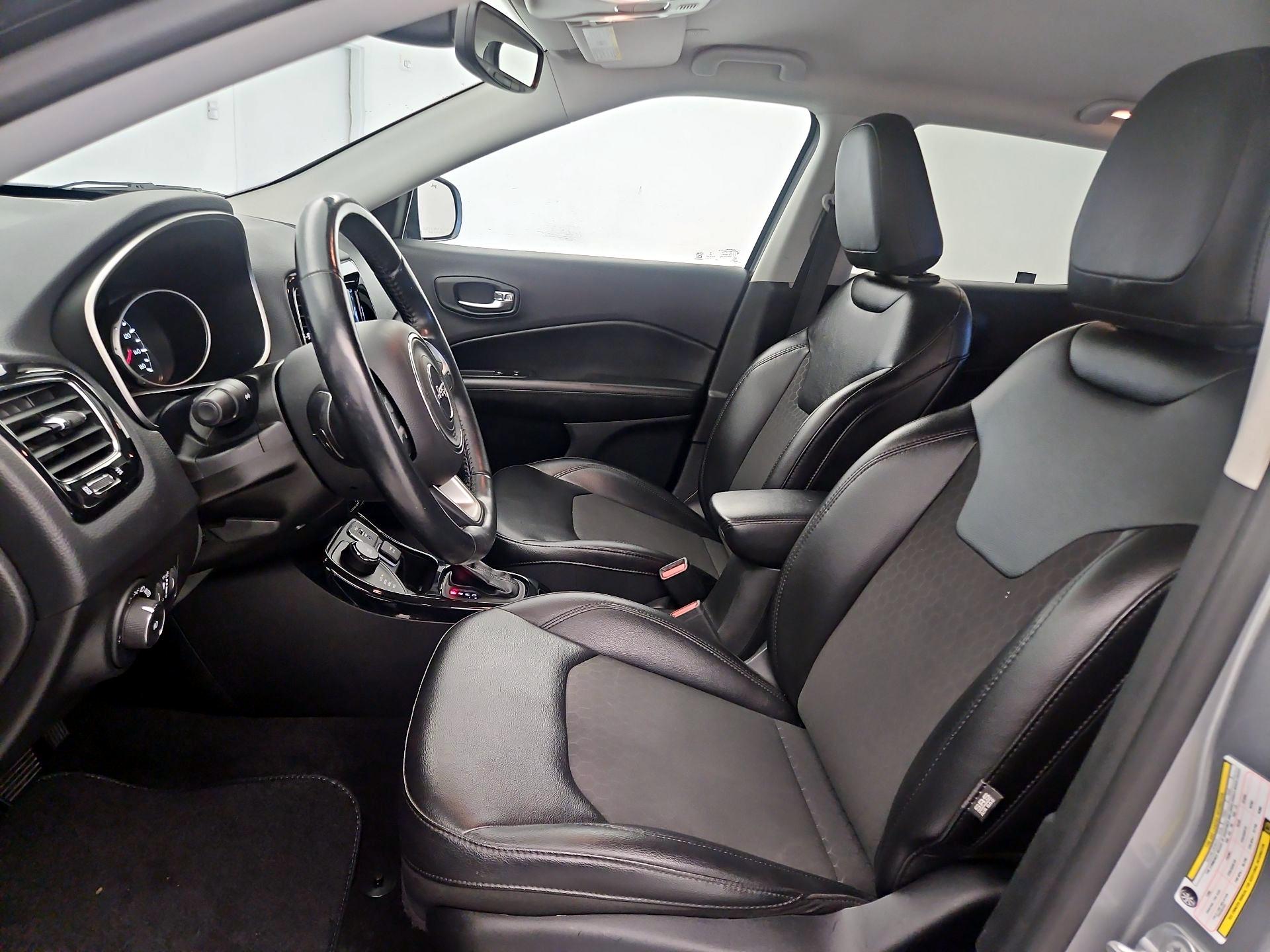 Thumbnail: 2020 Jeep Compass - 11