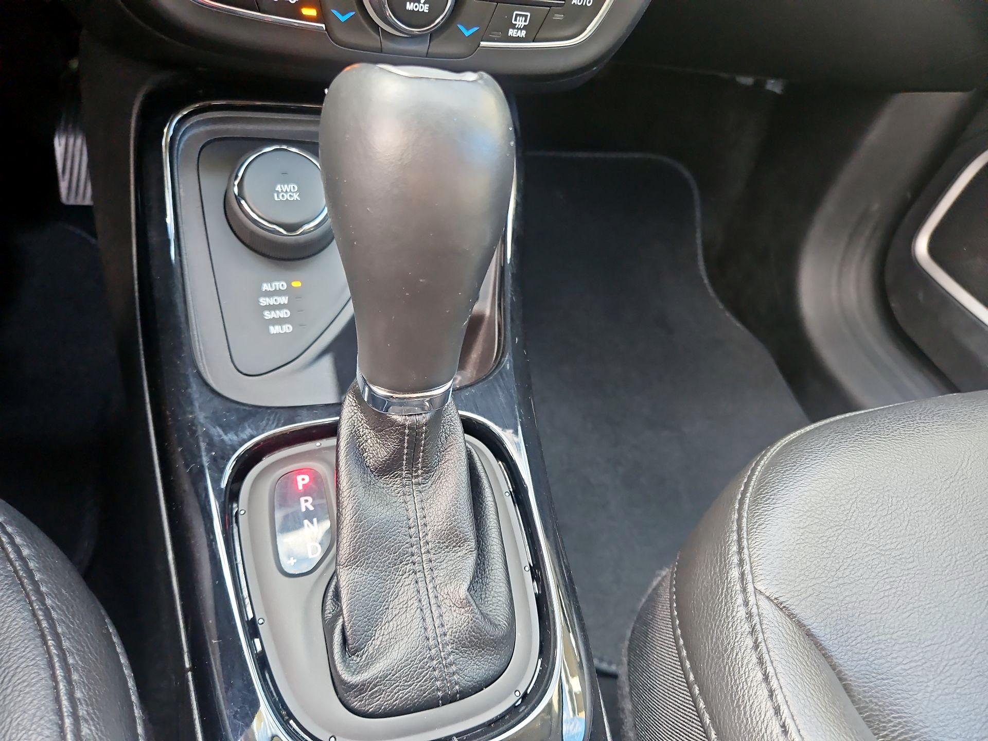 Thumbnail: 2020 Jeep Compass - 17