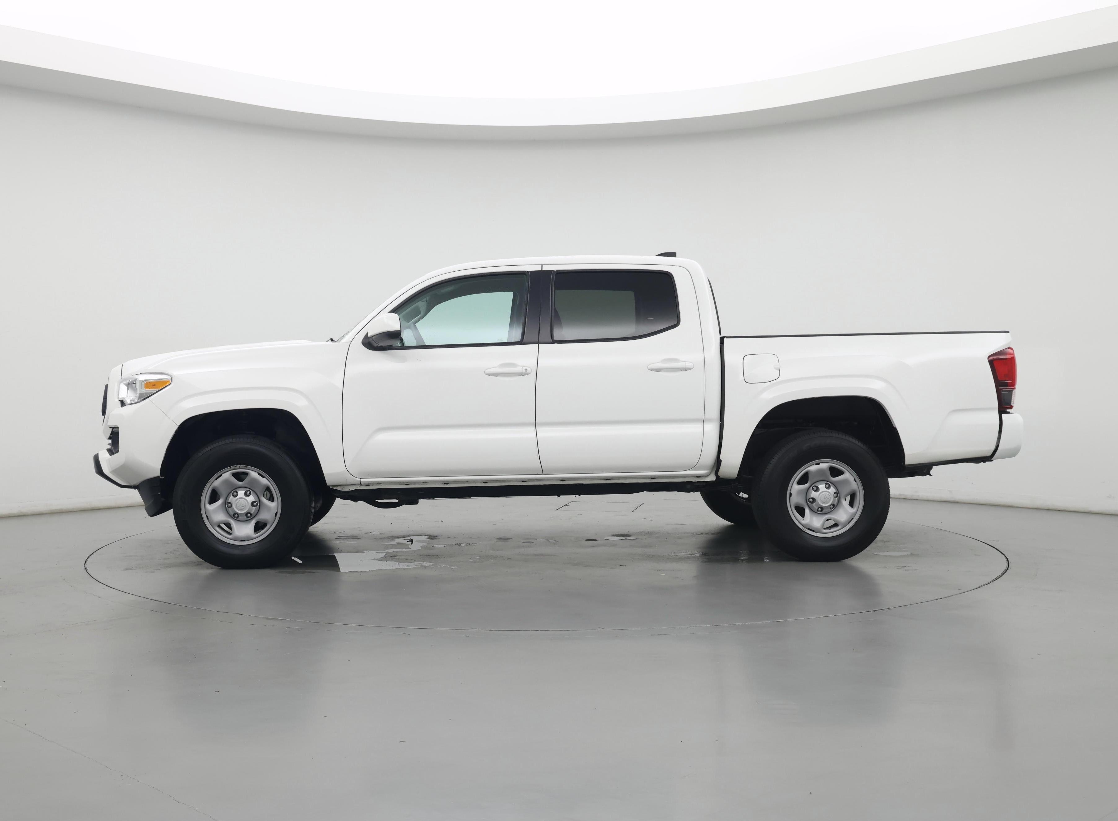 Thumbnail: 2022 Toyota Tacoma - 3