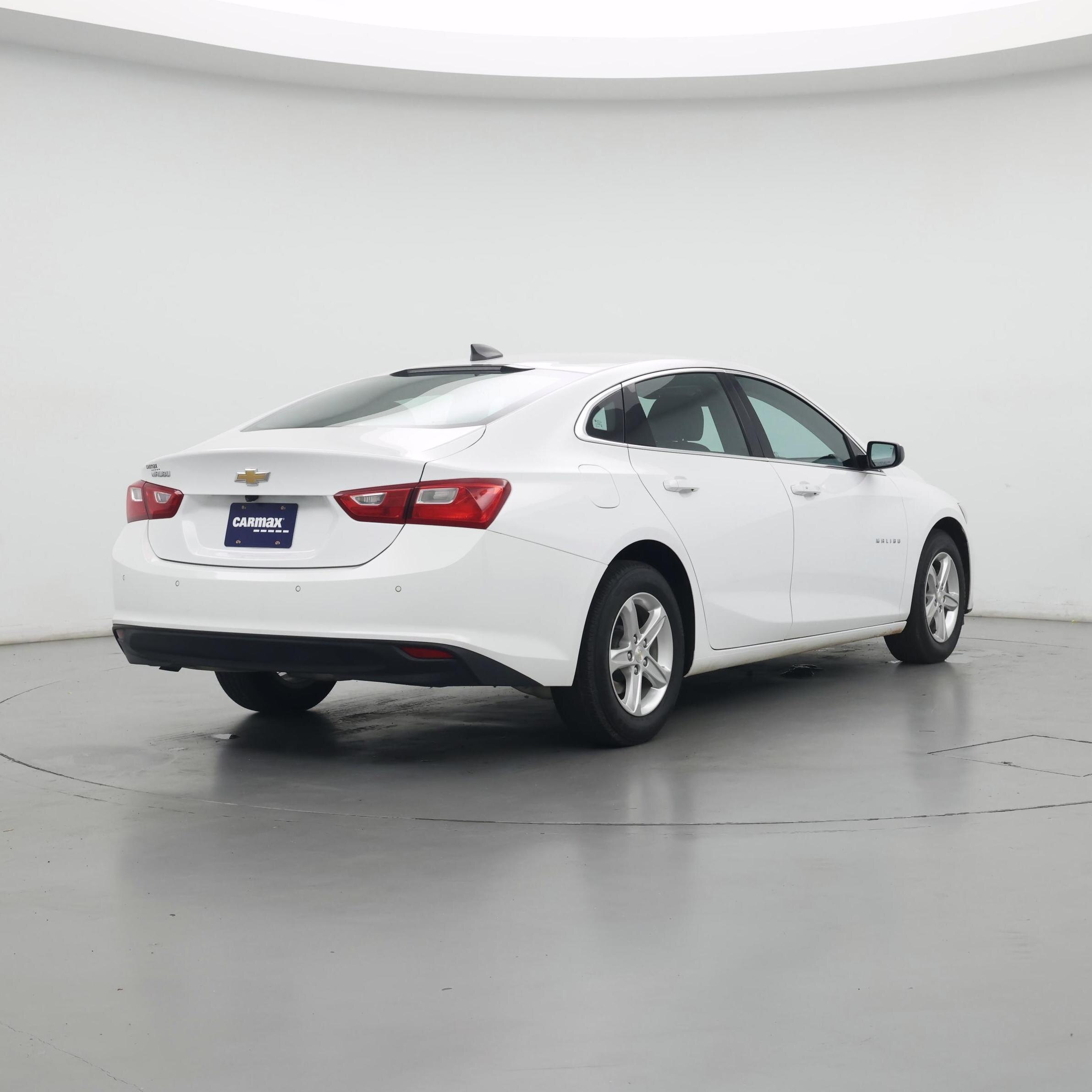 Thumbnail: 2023 Chevrolet Malibu - 8