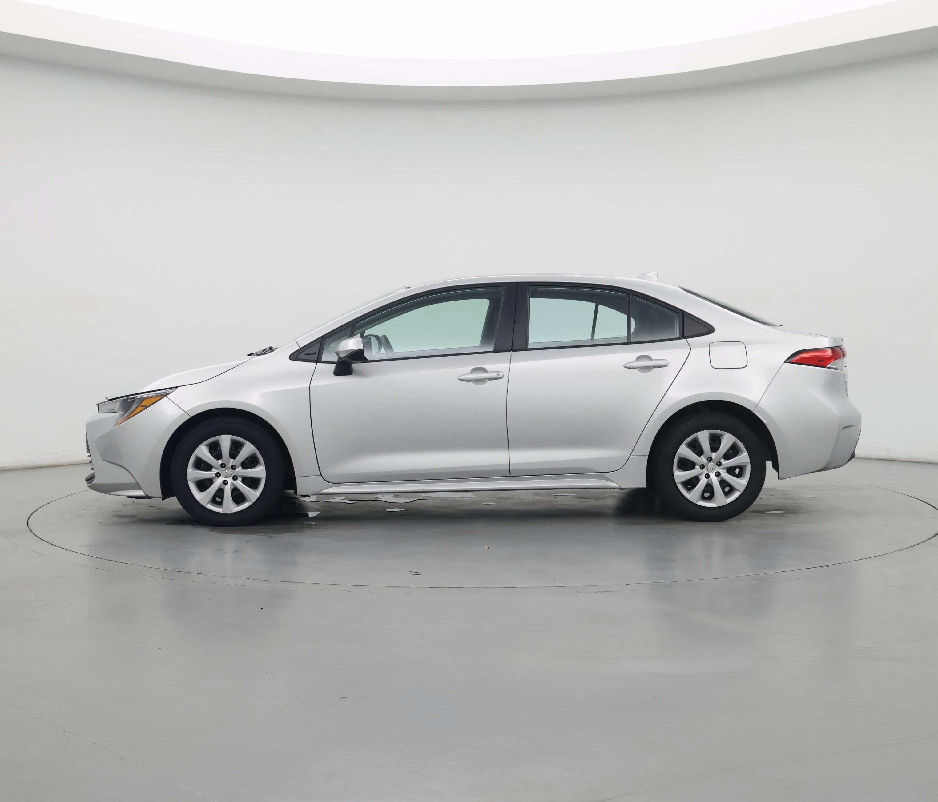 Thumbnail: 2023 Toyota Corolla - 3