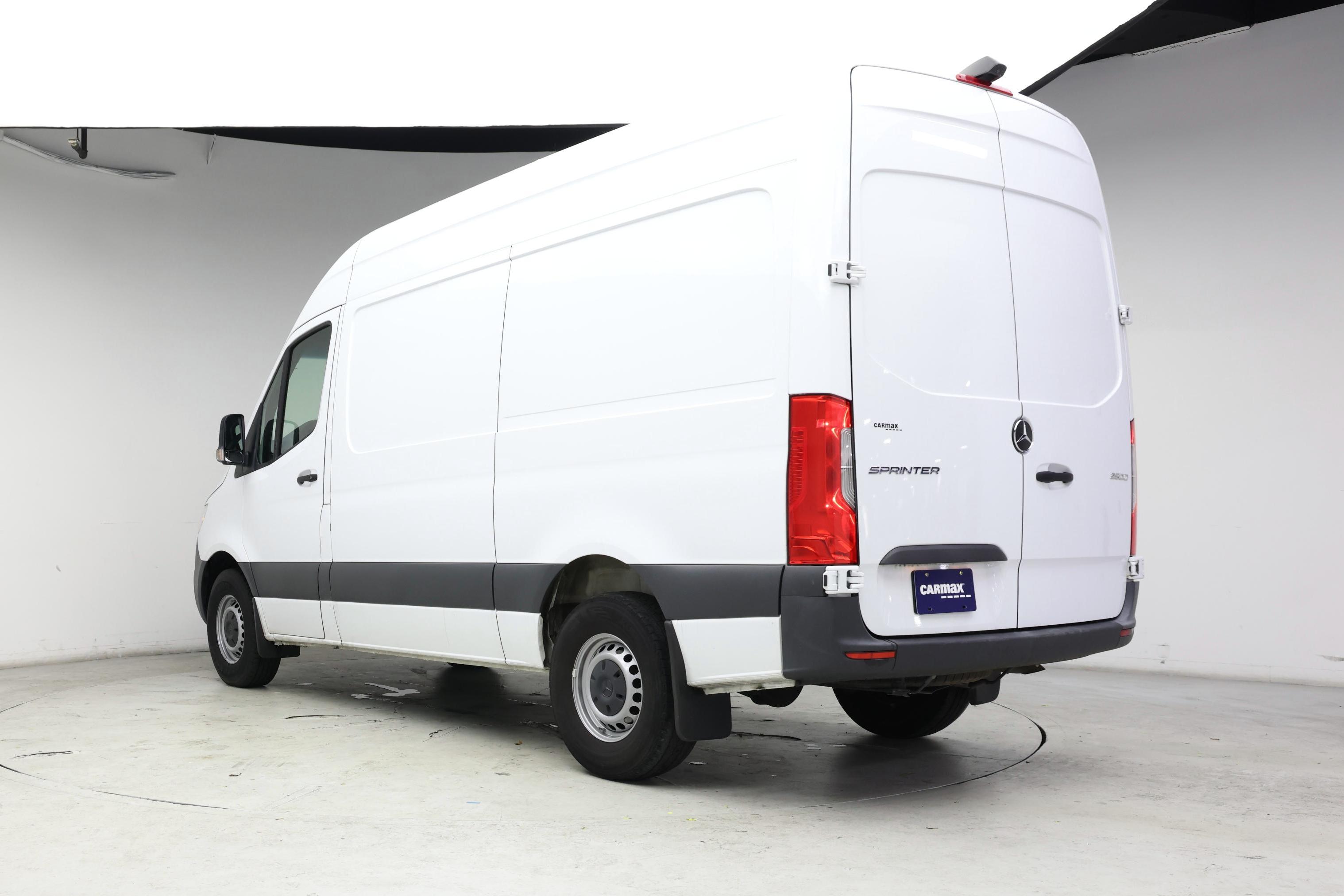 Thumbnail: 2023 Mercedes-Benz Sprinter - 2