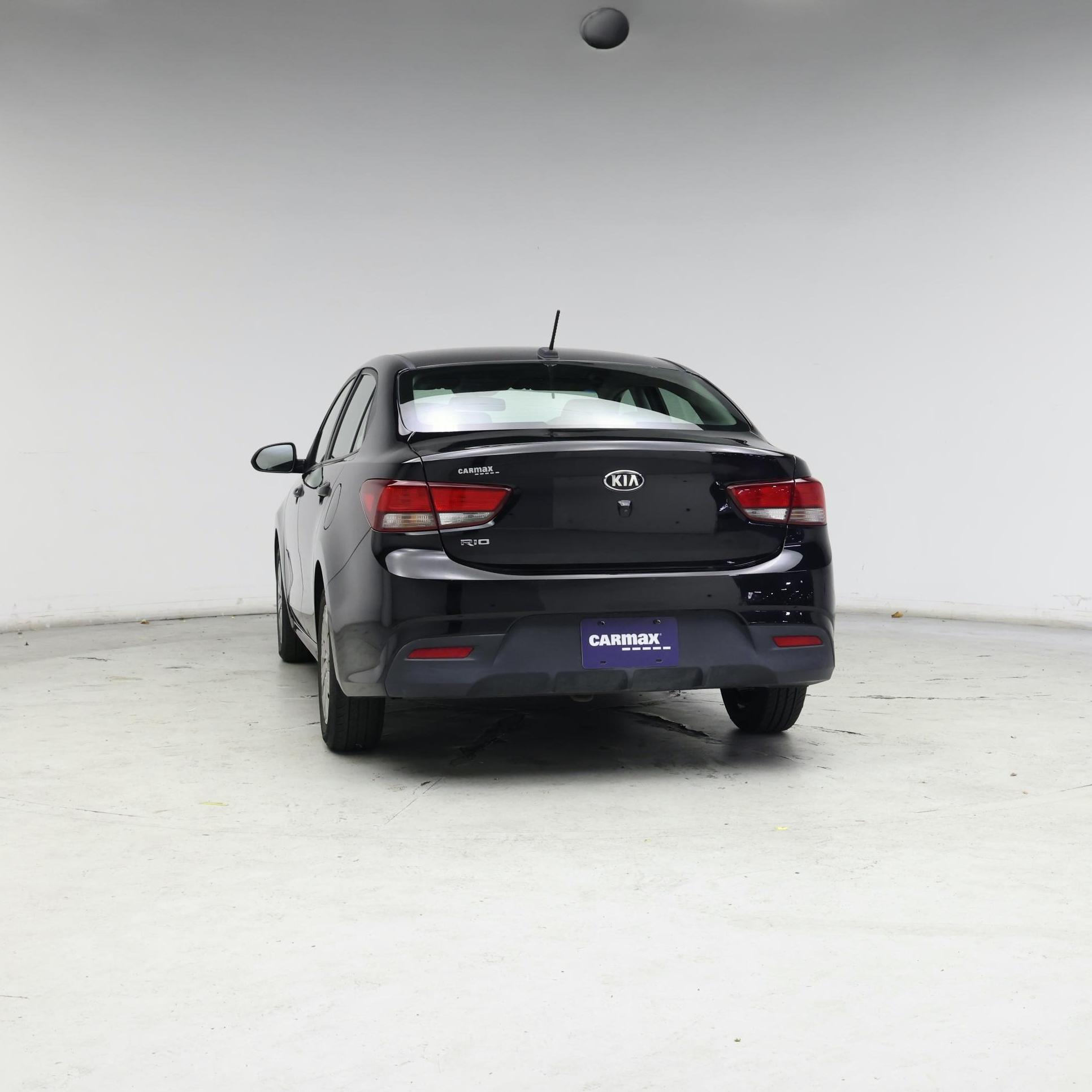 Thumbnail: 2020 Kia Rio - 6