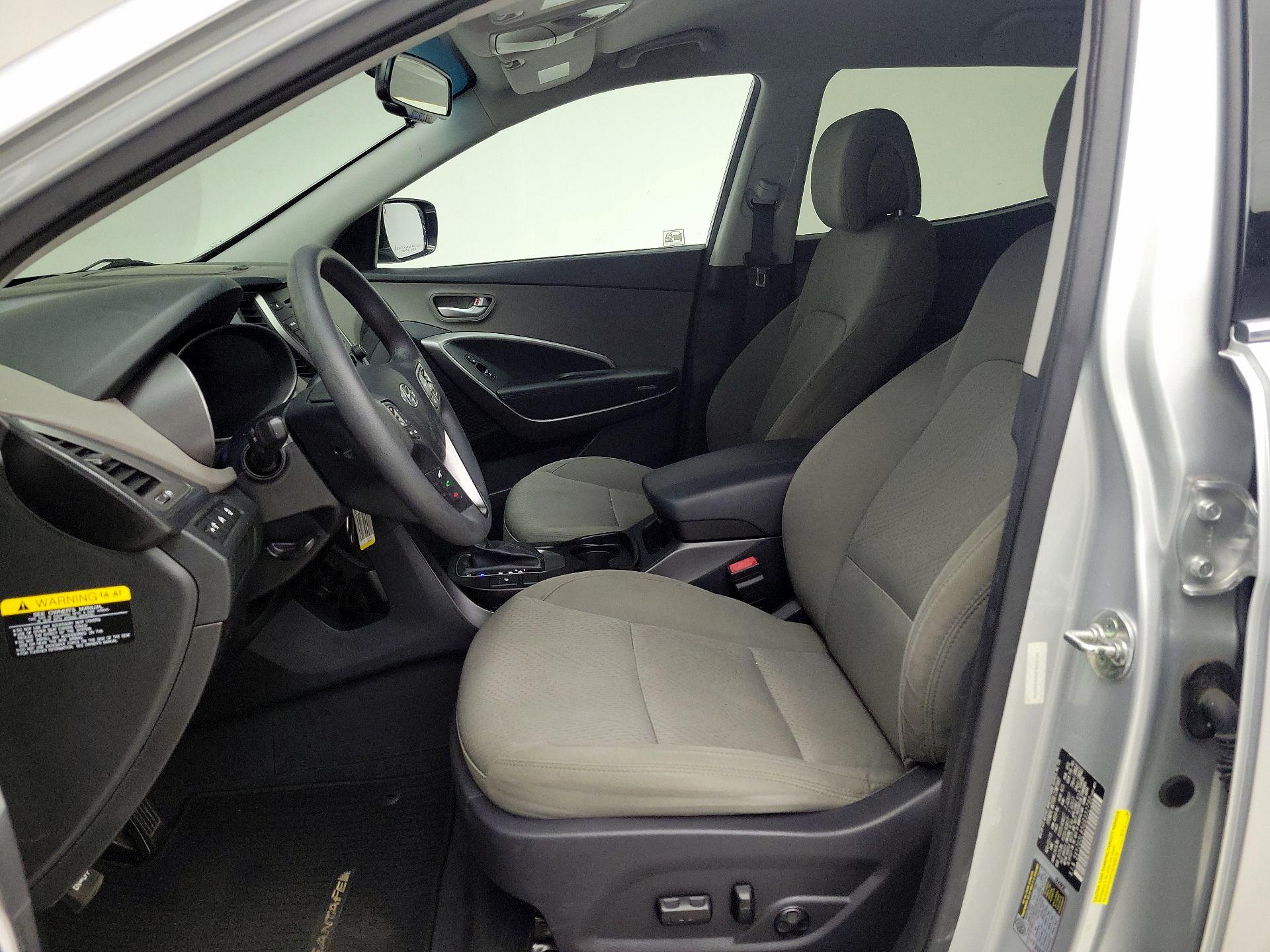 Thumbnail: 2016 Hyundai Santa Fe - 11