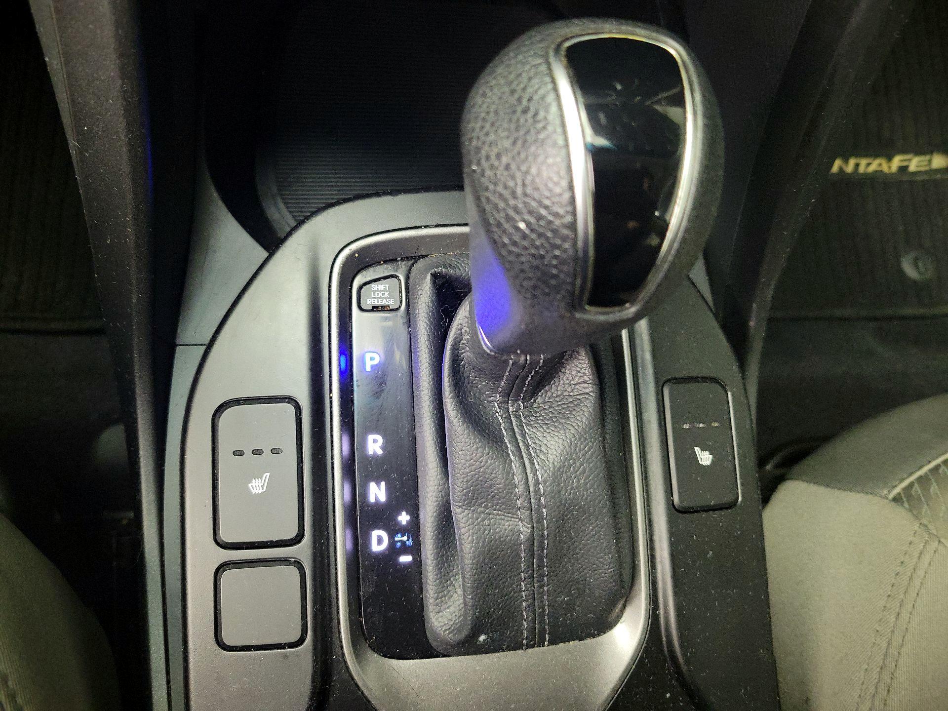 Thumbnail: 2016 Hyundai Santa Fe - 17