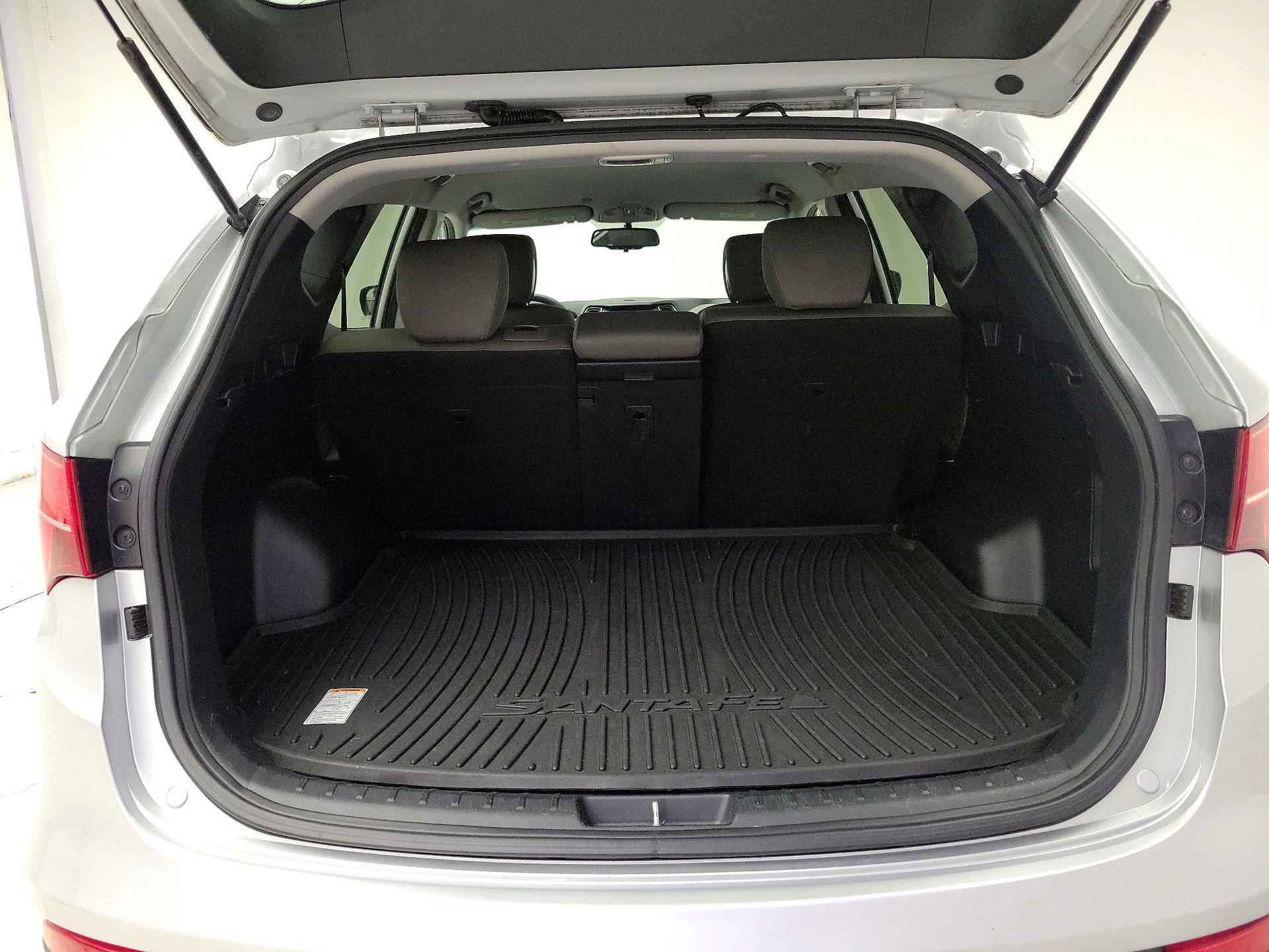 Thumbnail: 2016 Hyundai Santa Fe - 20