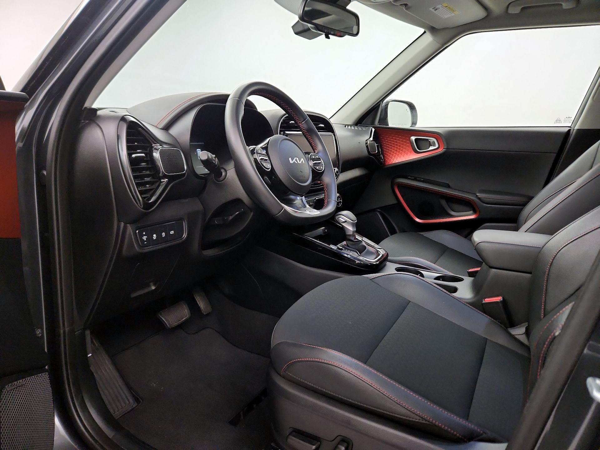 Thumbnail: 2023 Kia Soul - 11