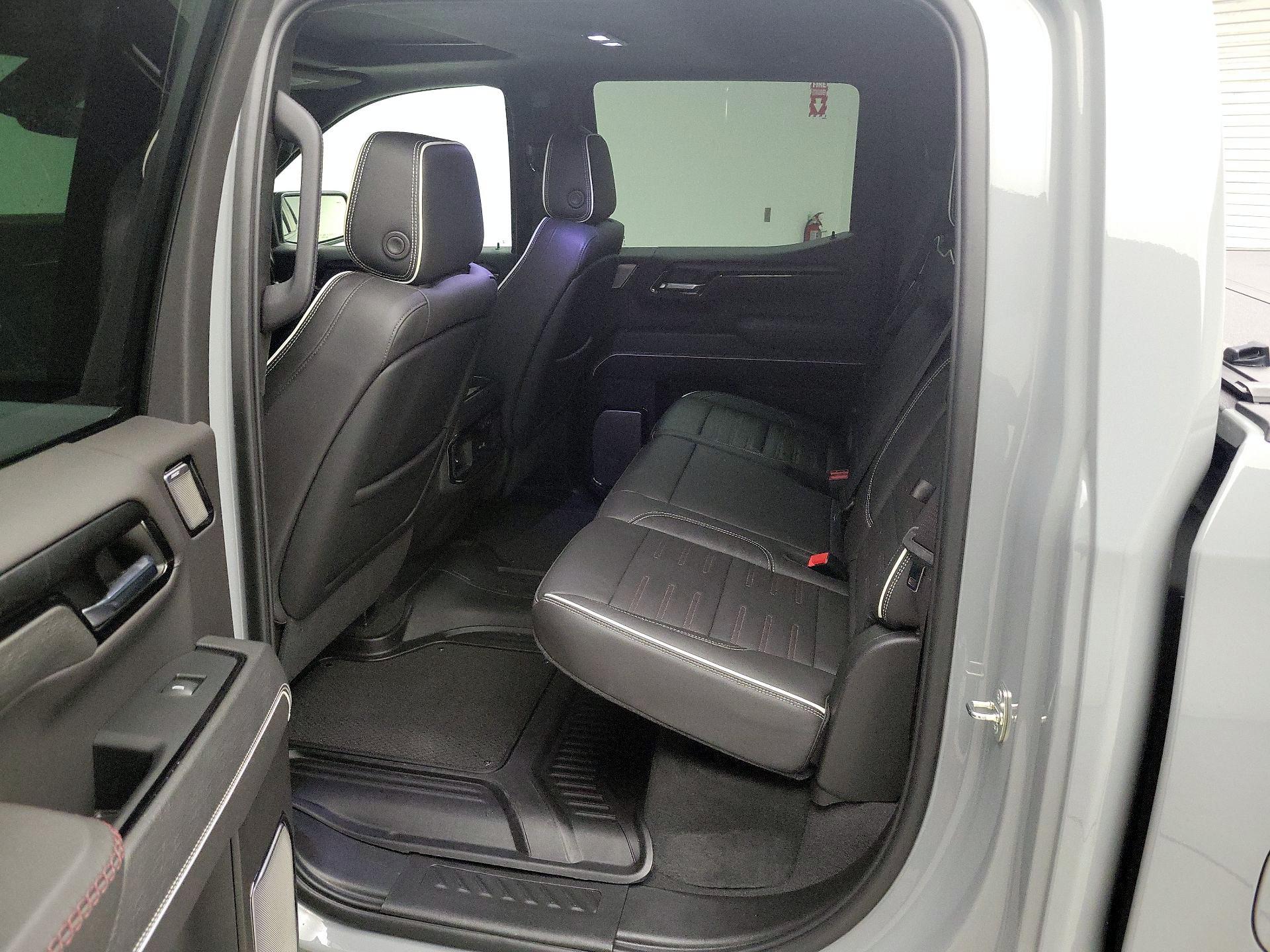 Thumbnail: 2024 GMC Sierra 1500 - 19