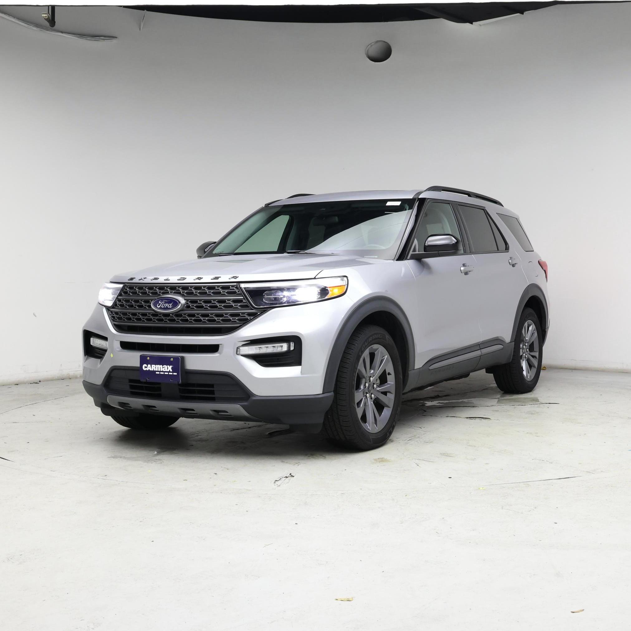 Thumbnail: 2022 Ford Explorer - 4