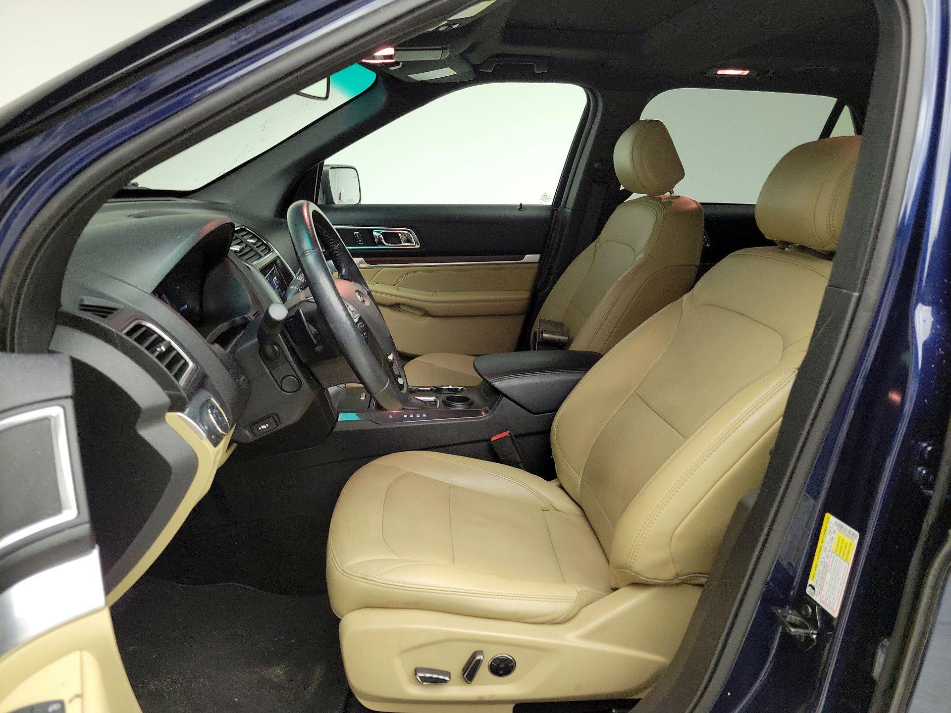 Thumbnail: 2017 Ford Explorer - 11