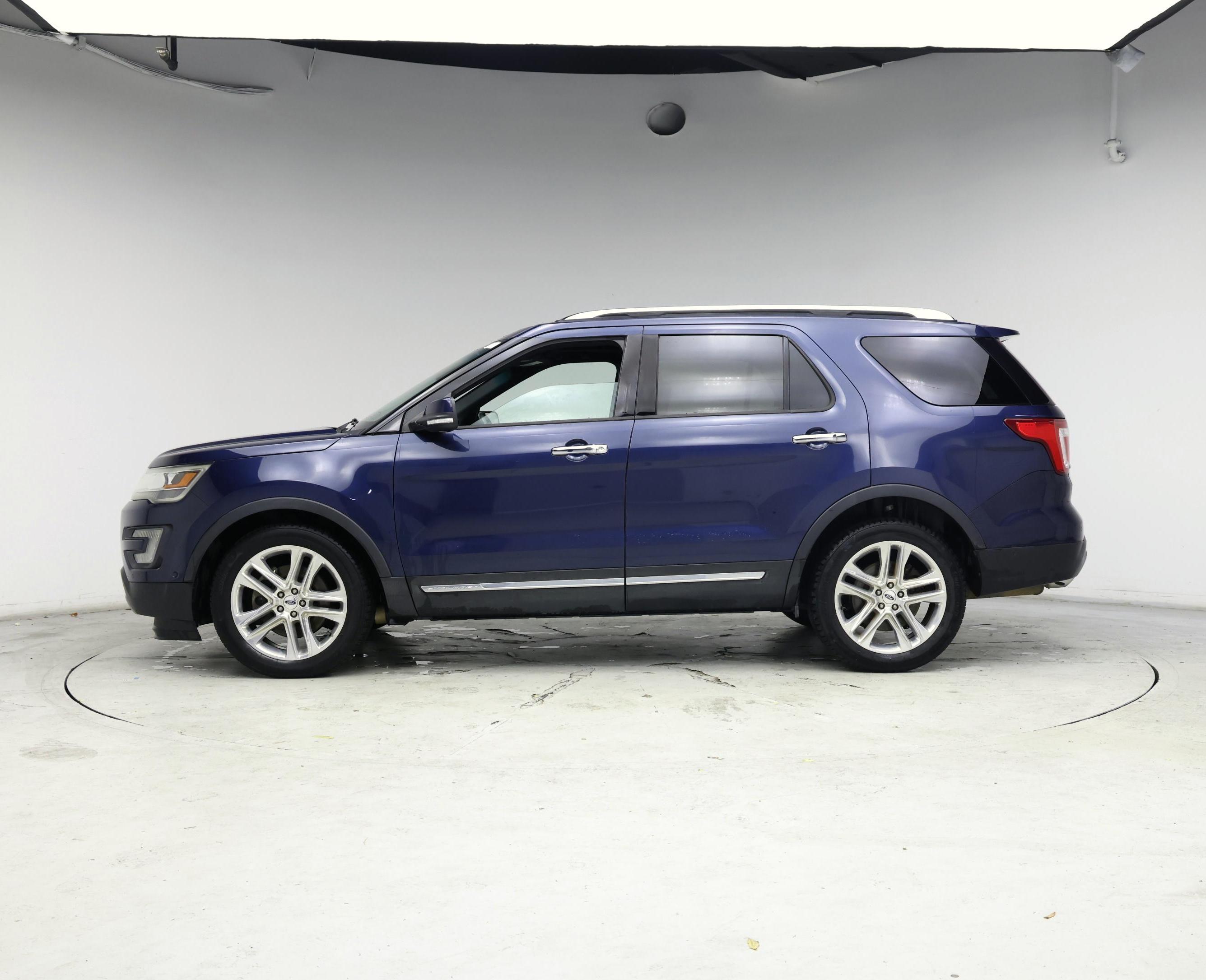 Thumbnail: 2017 Ford Explorer - 3