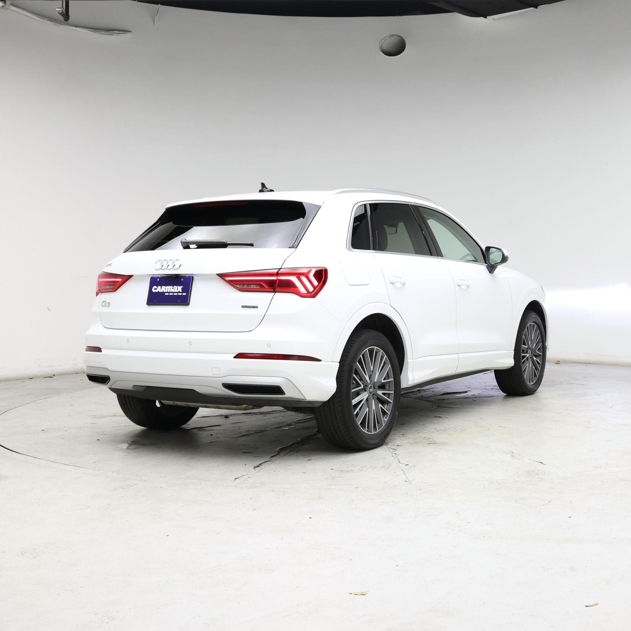 Thumbnail: 2021 Audi Q3 - 8