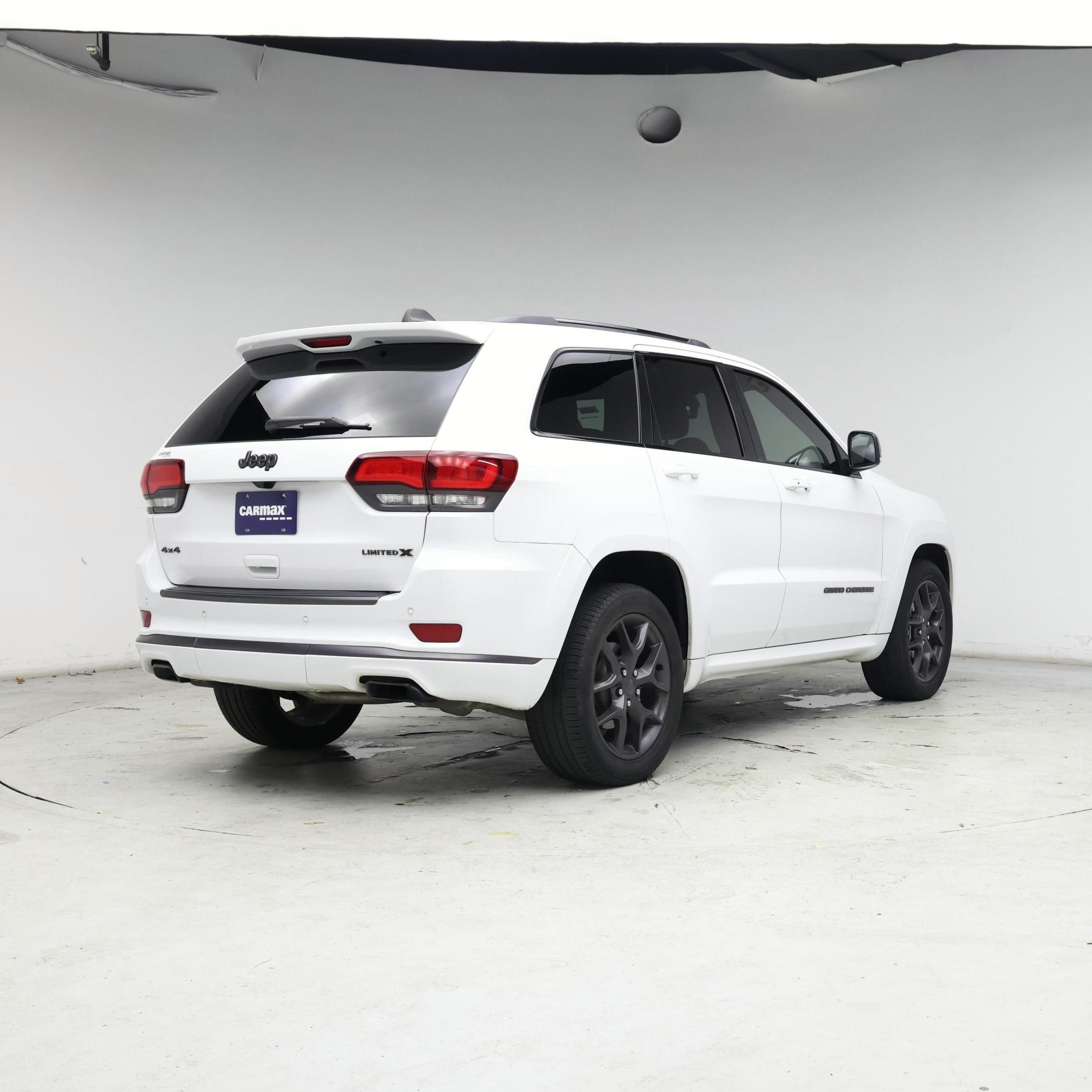 Thumbnail: 2020 Jeep Grand Cherokee - 8