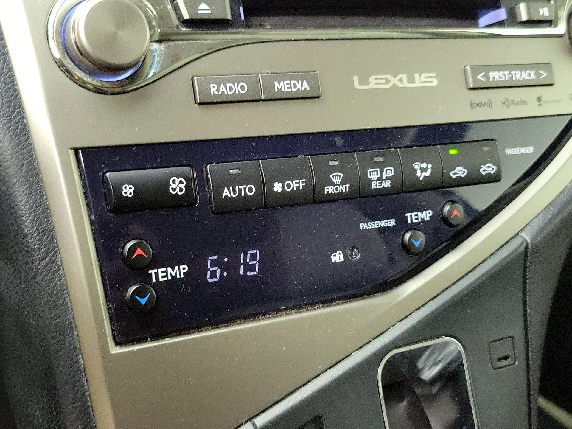 Thumbnail: 2015 Lexus RX - 16