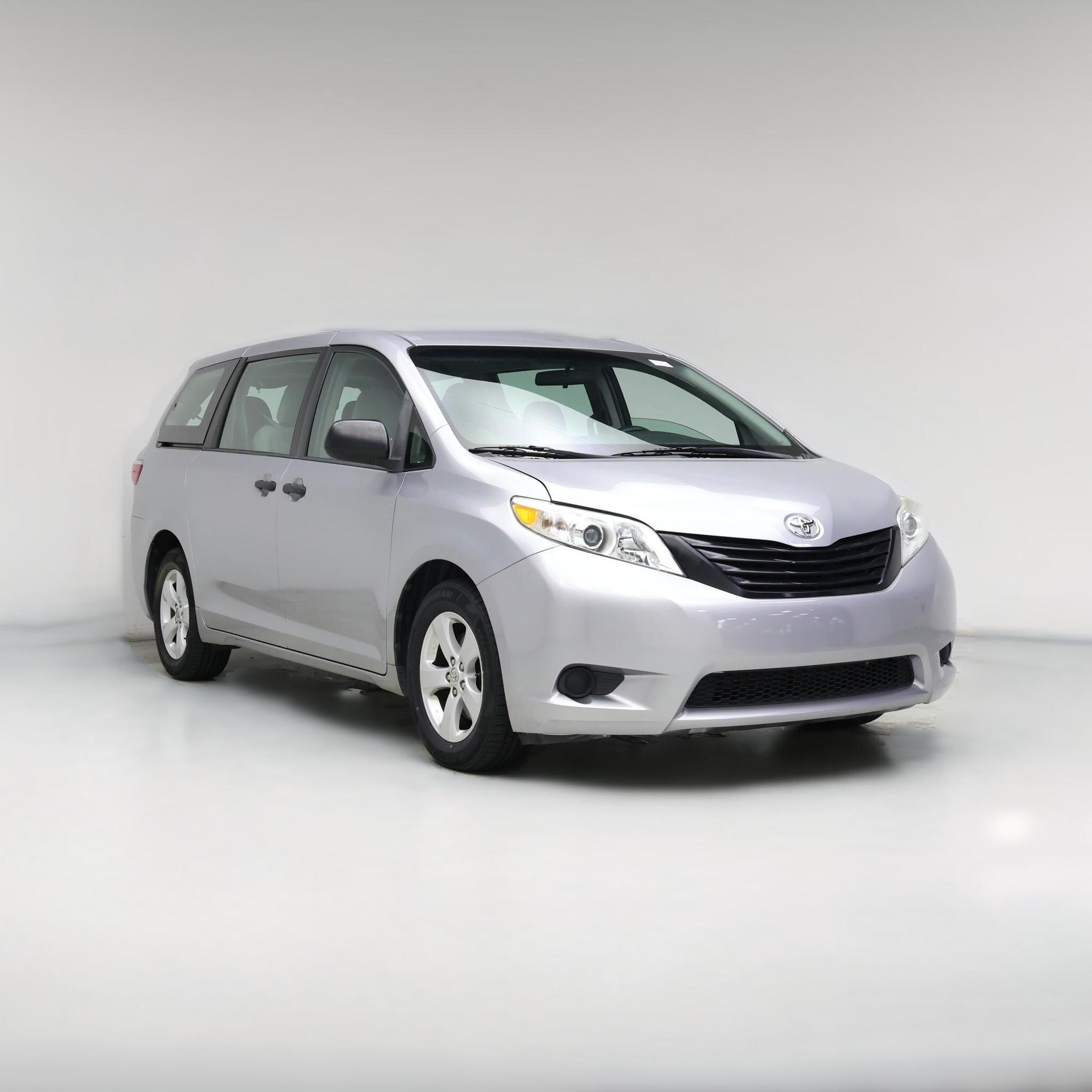 Thumbnail: 2017 Toyota Sienna - 1