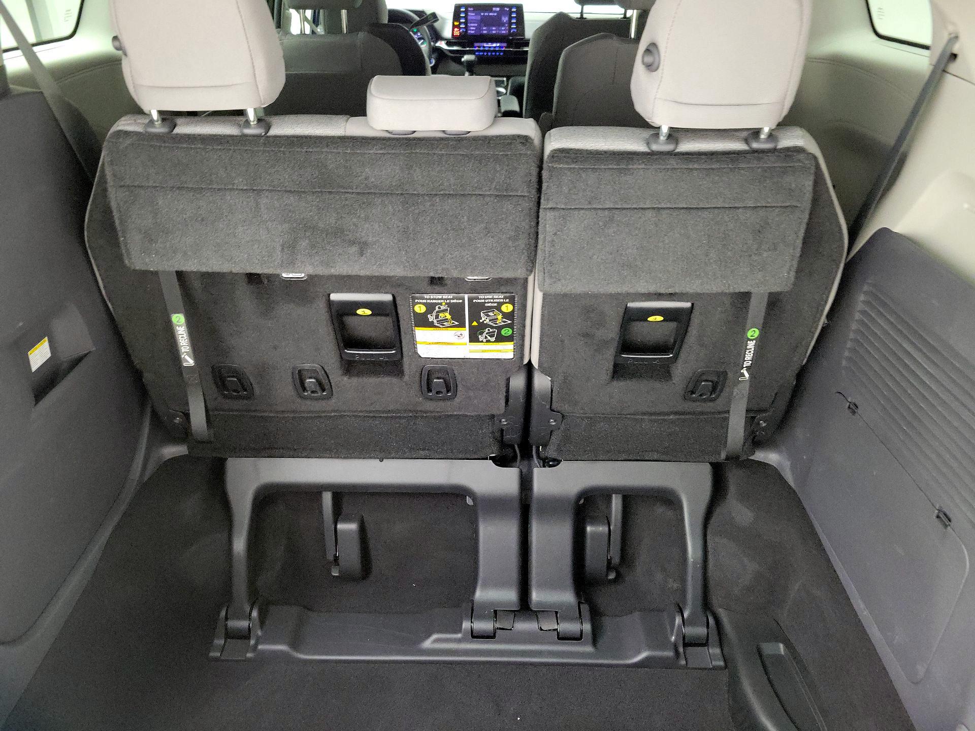 Thumbnail: 2022 Toyota Sienna - 20