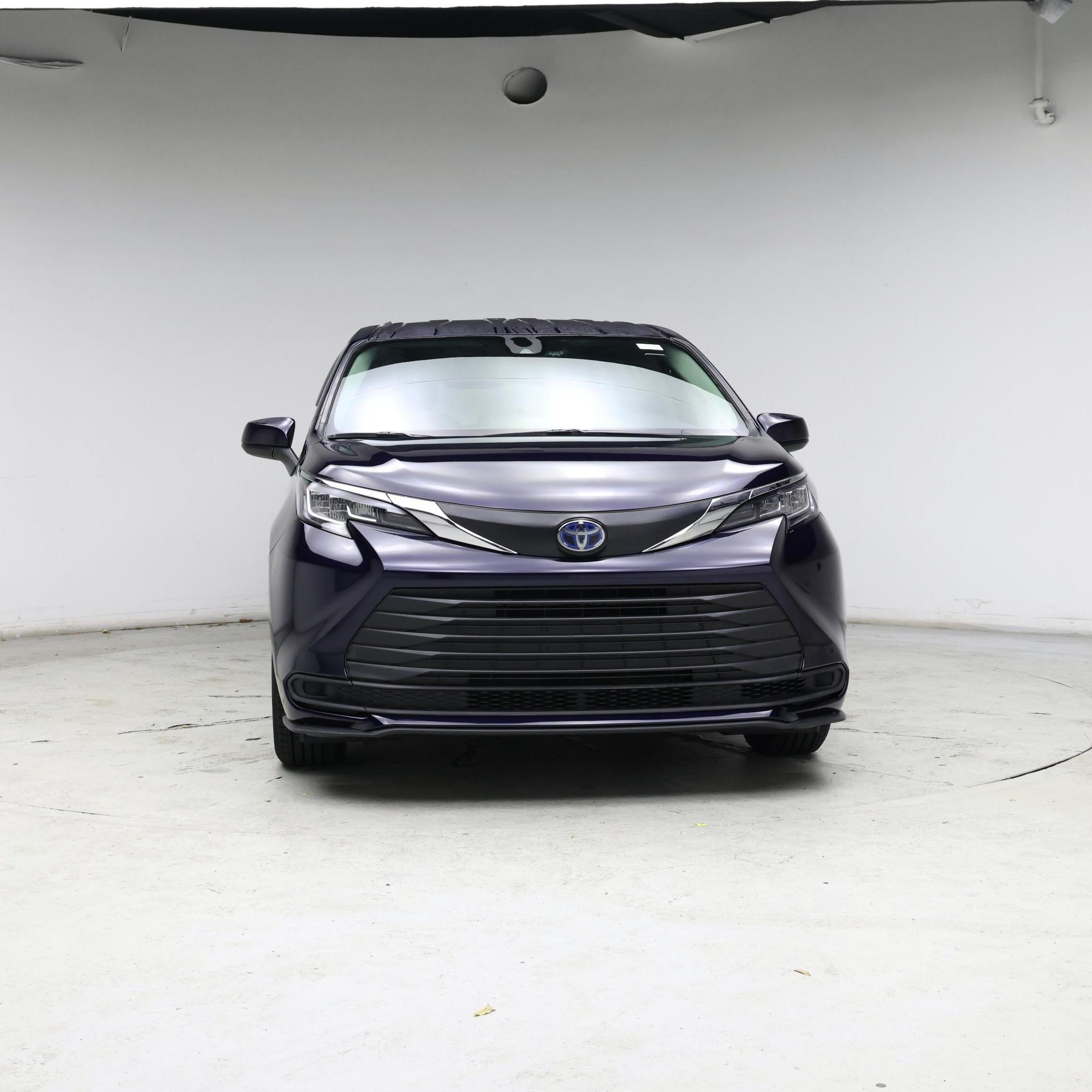 Thumbnail: 2022 Toyota Sienna - 5