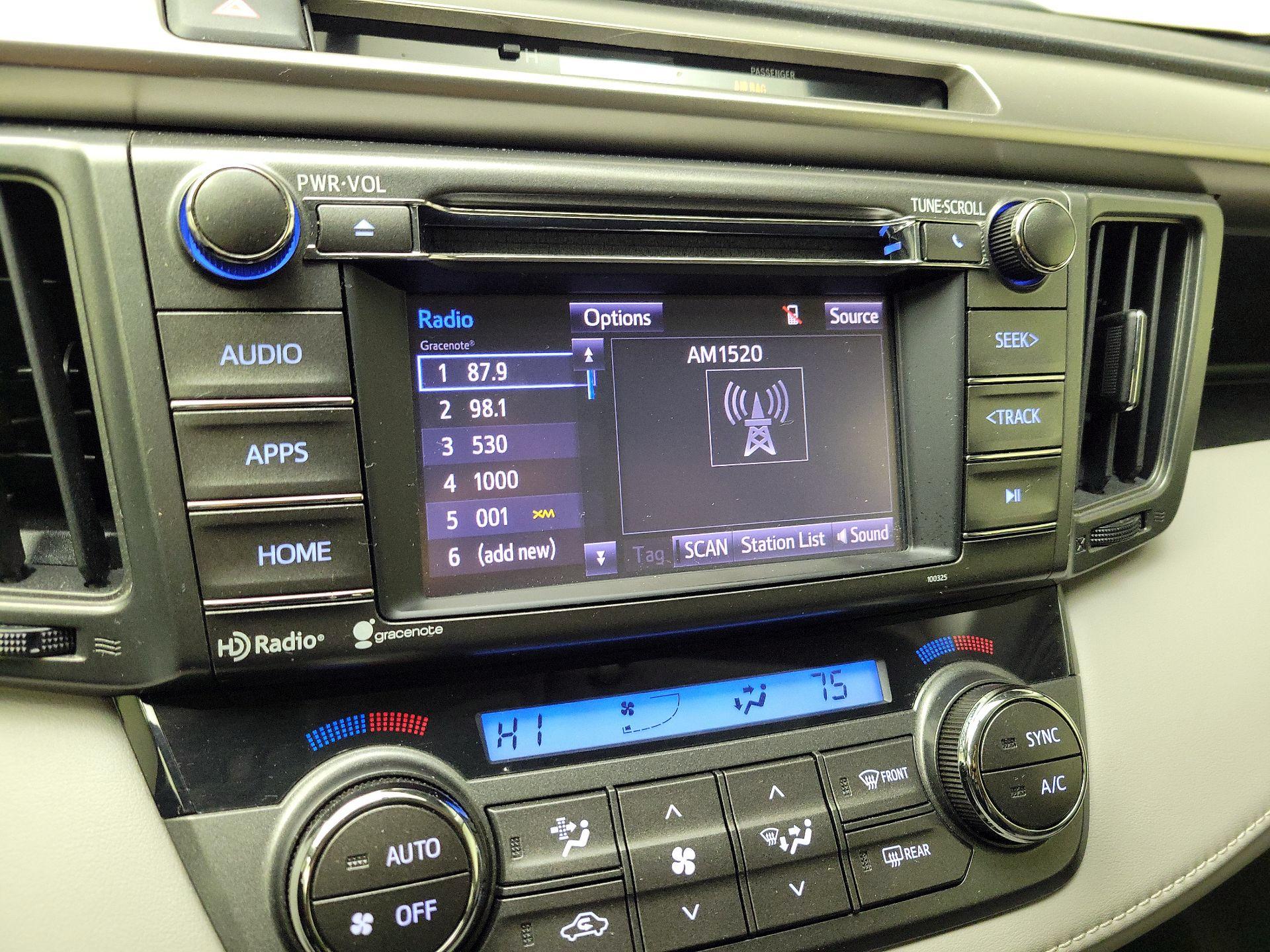 Thumbnail: 2015 Toyota RAV4 - 14