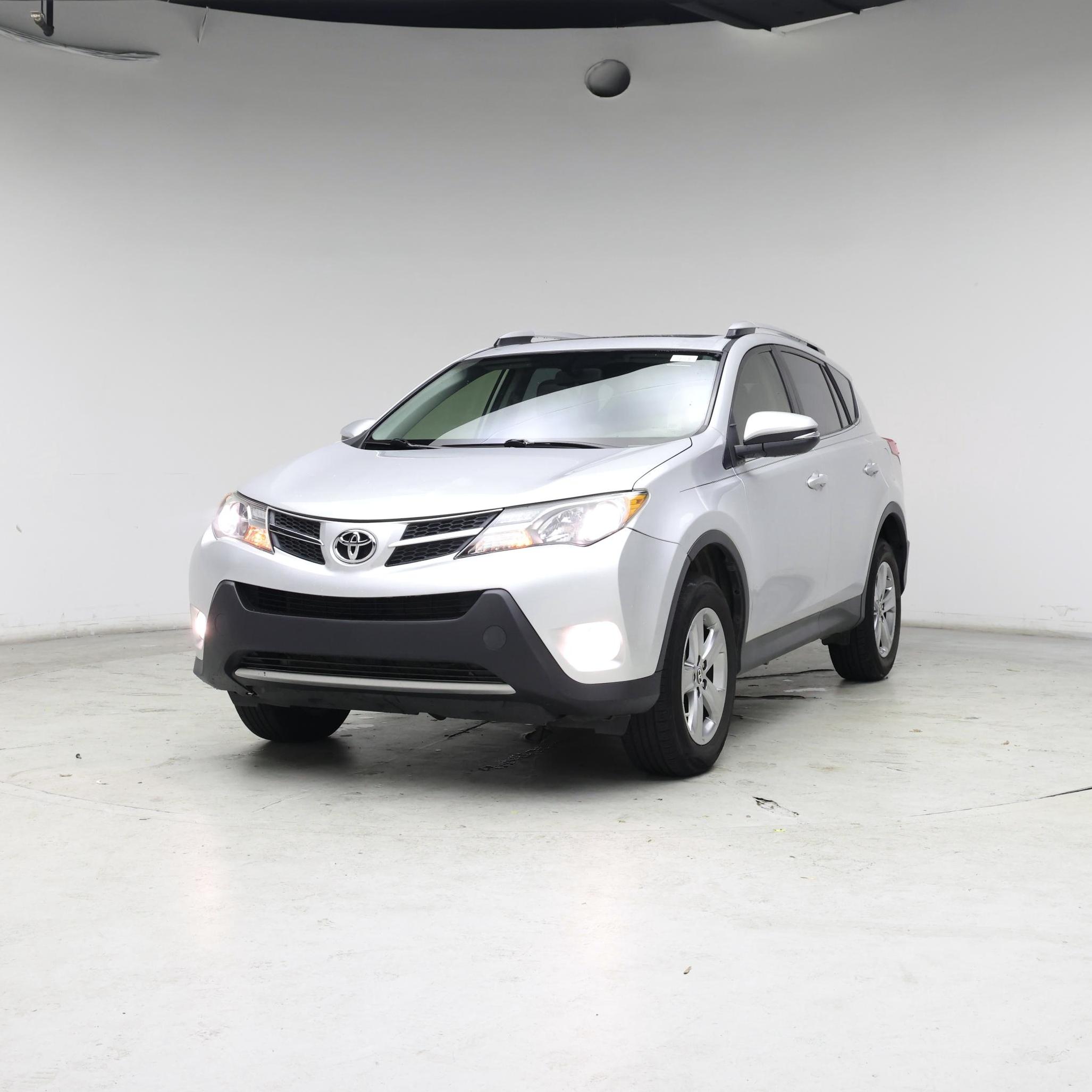 Thumbnail: 2015 Toyota RAV4 - 4