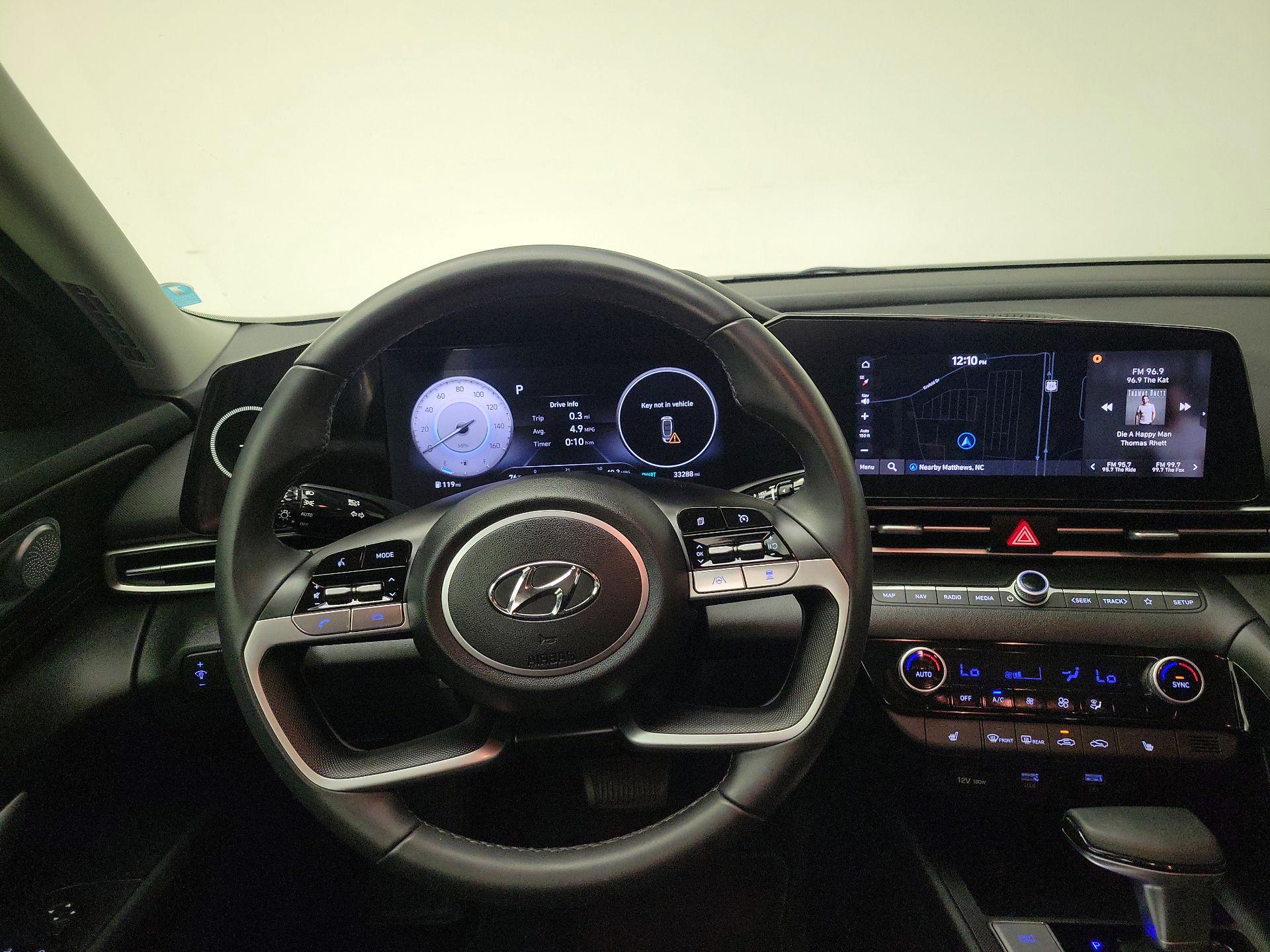 Thumbnail: 2023 Hyundai Elantra - 10