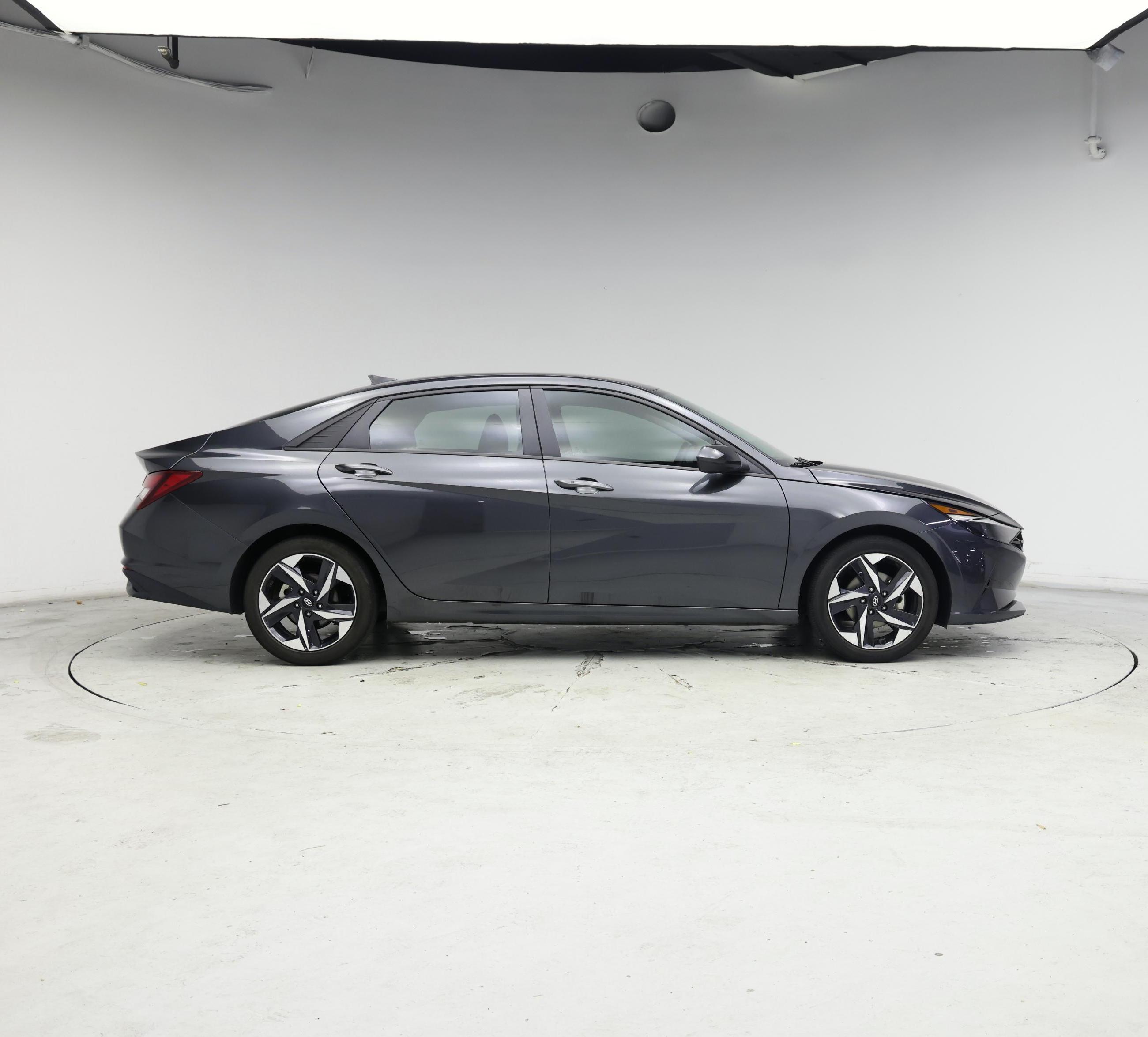 Thumbnail: 2023 Hyundai Elantra - 7