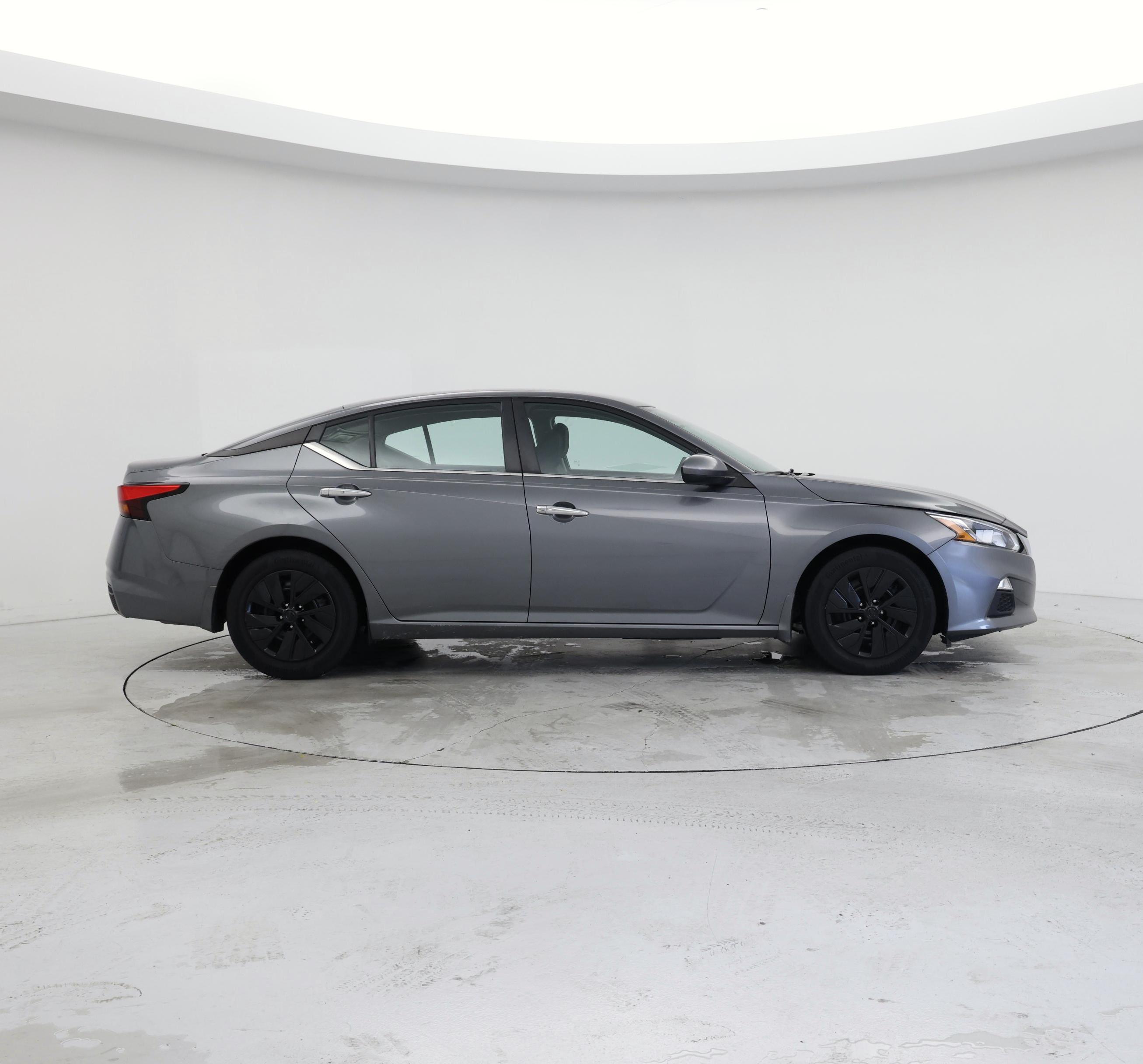 Thumbnail: 2021 Nissan Altima - 7