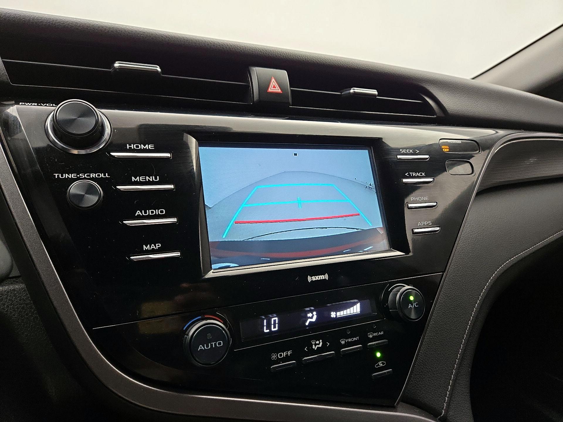 Thumbnail: 2020 Toyota Camry - 14