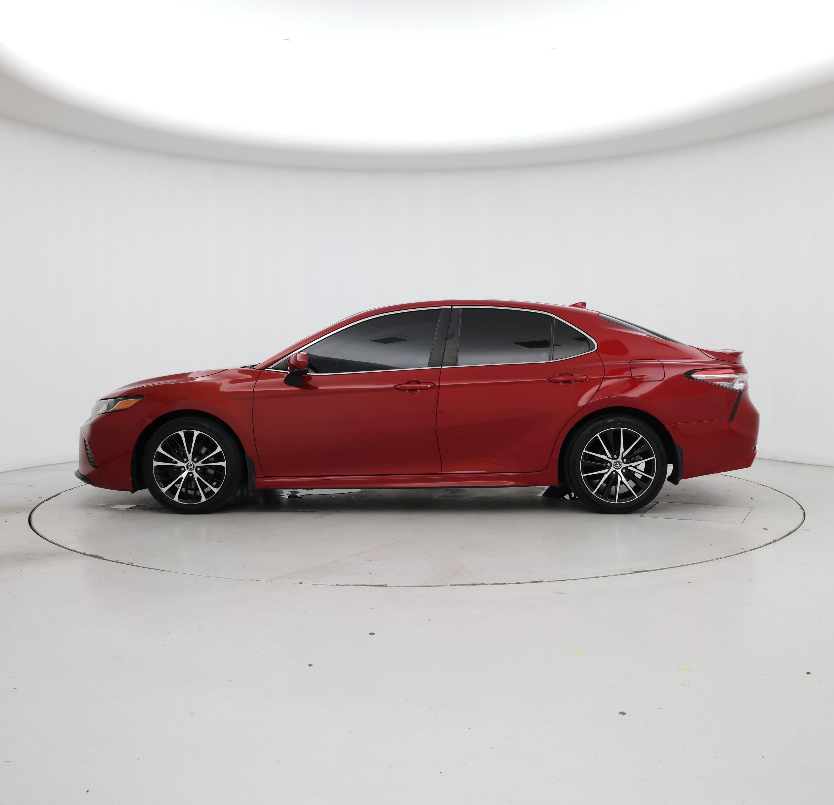 Thumbnail: 2020 Toyota Camry - 3